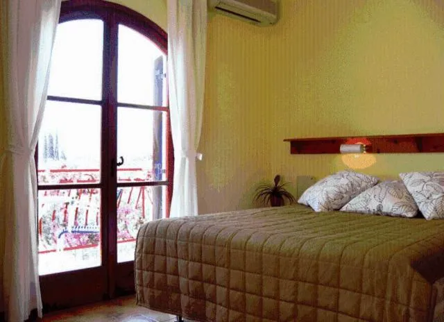 Bed in Villa Mikra Asia