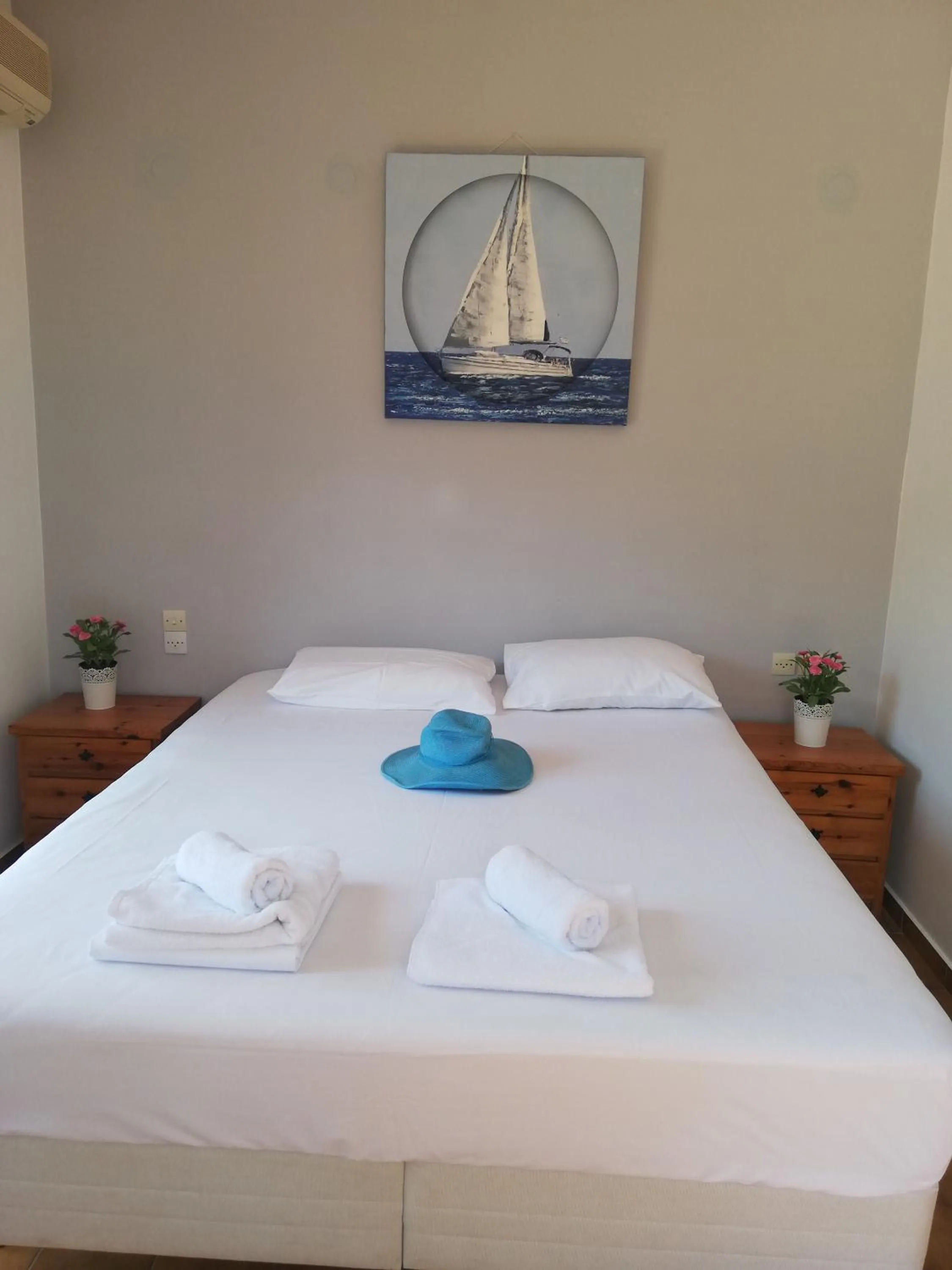 Bedroom, Bed in Villa Mikra Asia