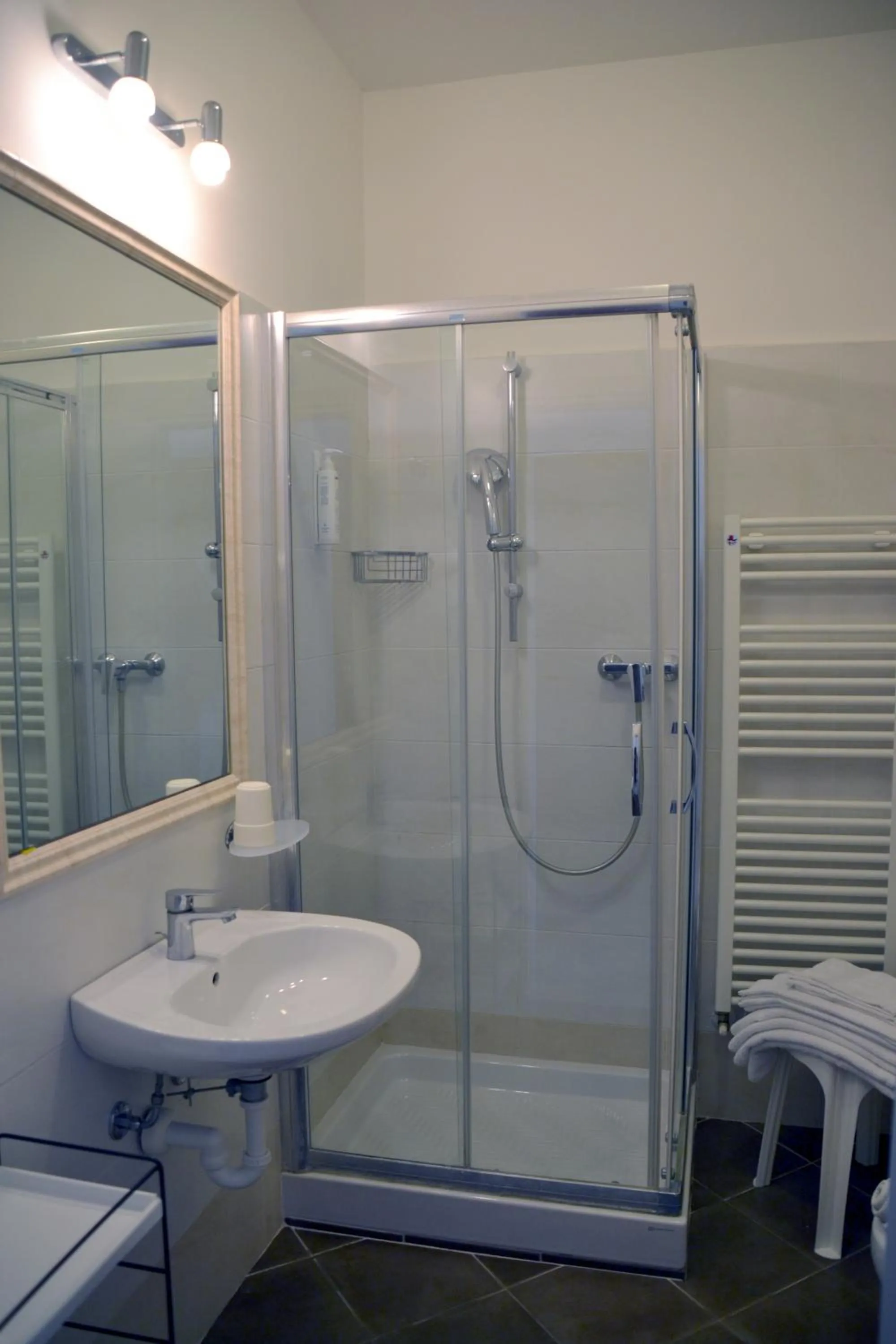 Shower in Hotel Villa del Parco