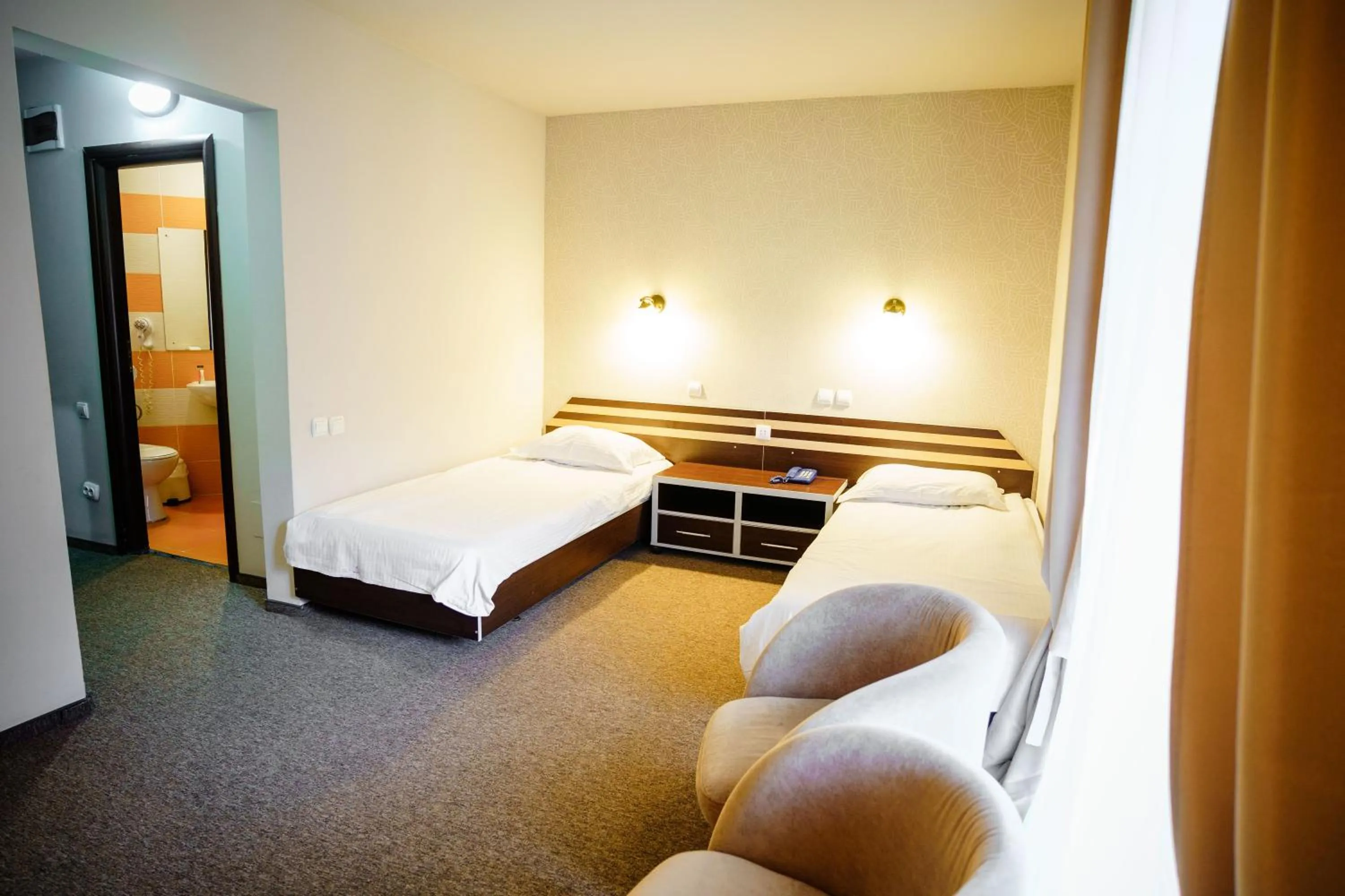 Photo of the whole room, Bed in Bacolux Diana, Herculane