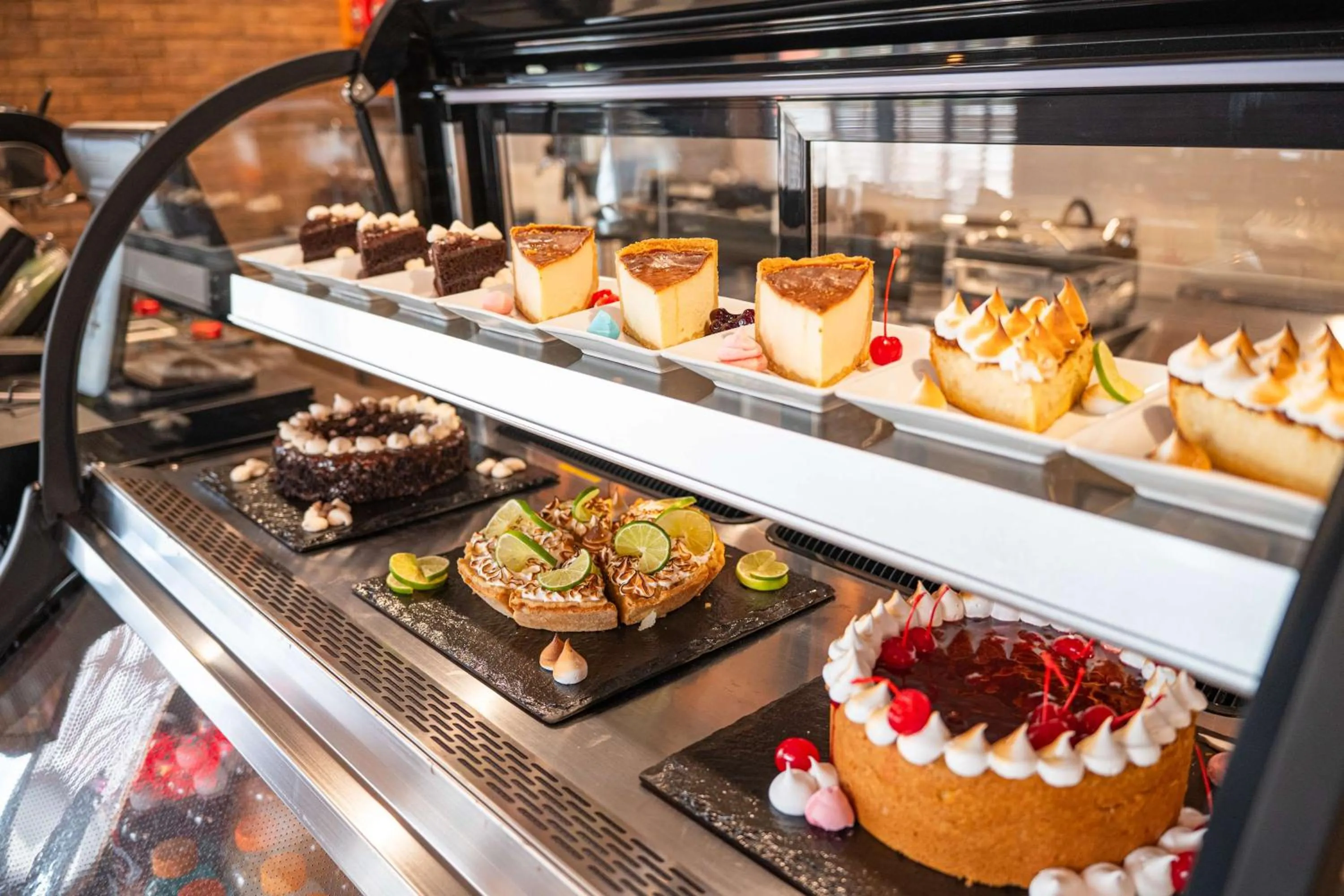 Restaurant/places to eat in Best Western Plus Belize Biltmore Plaza