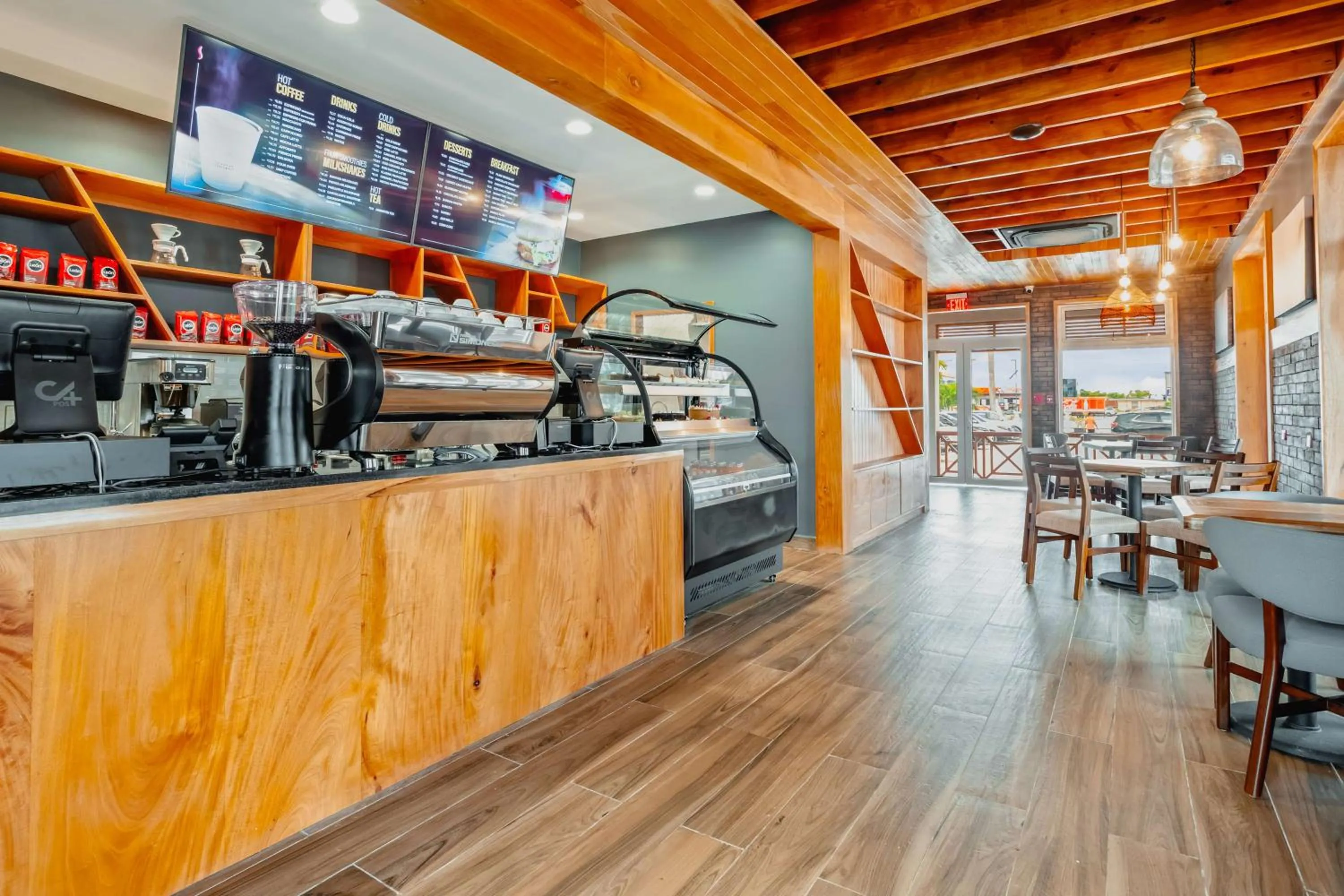 Restaurant/places to eat in Best Western Plus Belize Biltmore Plaza