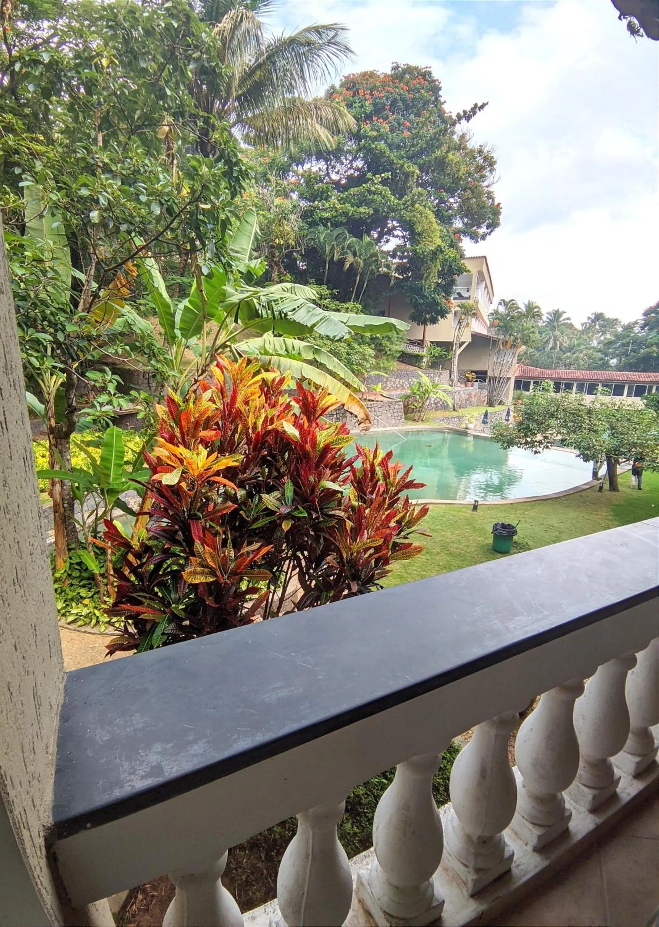 Inner courtyard view in Hotel Mercedes