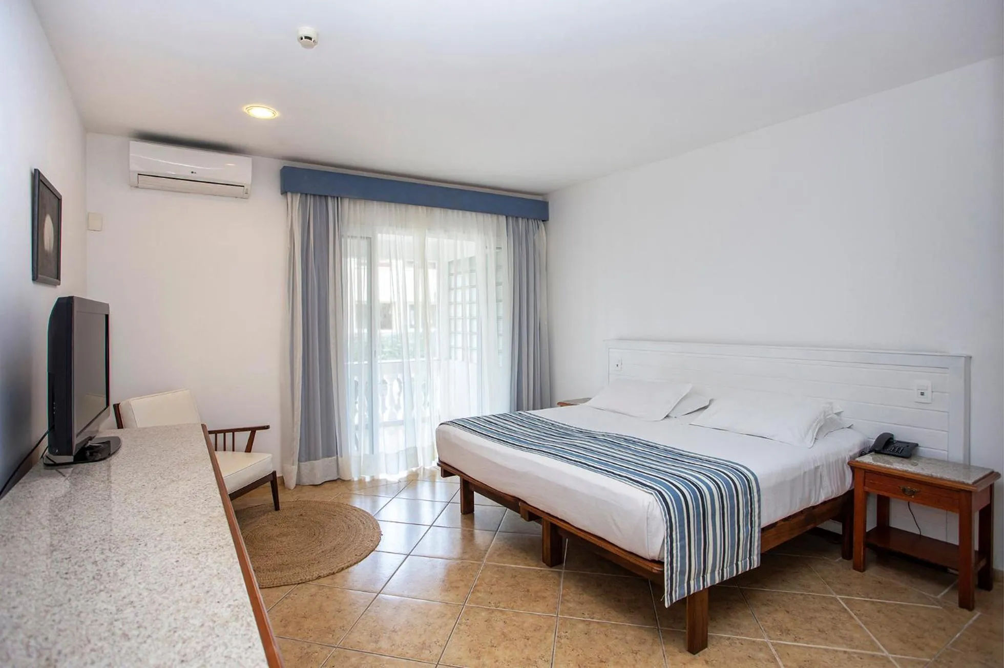 Photo of the whole room, Bed in Hotel Mercedes