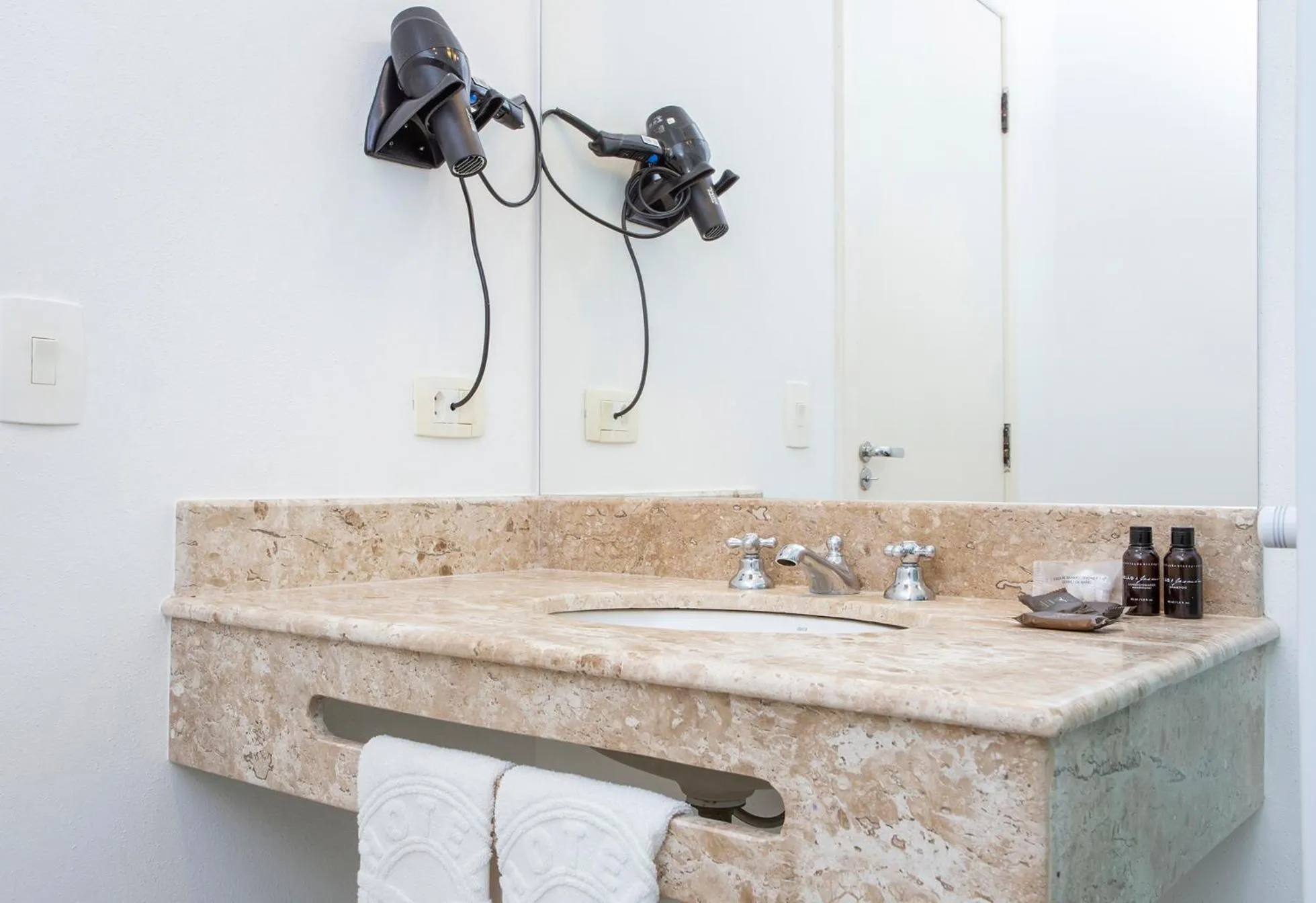 Bathroom in Hotel Mercedes