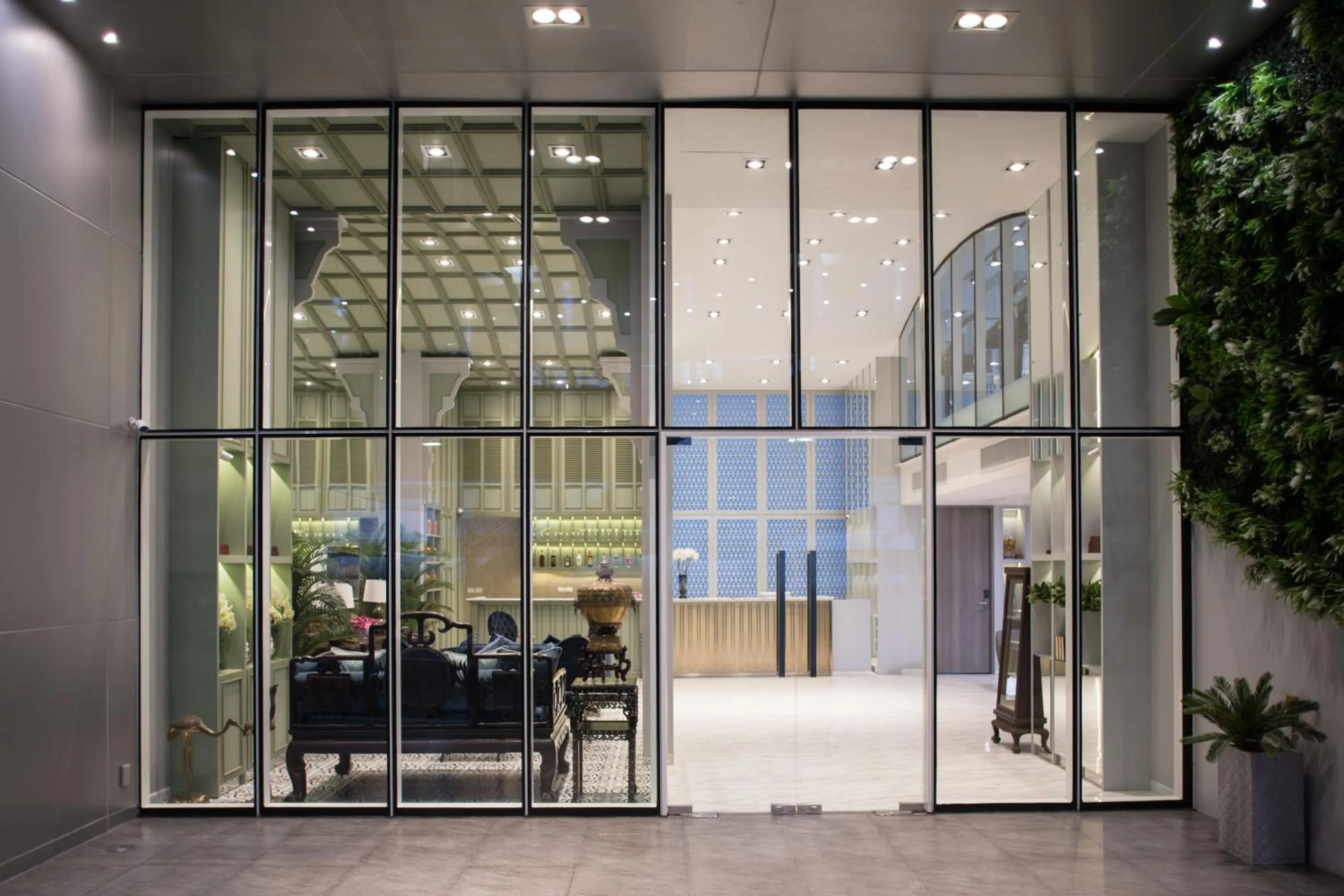 Facade/entrance in Hotel Tranz