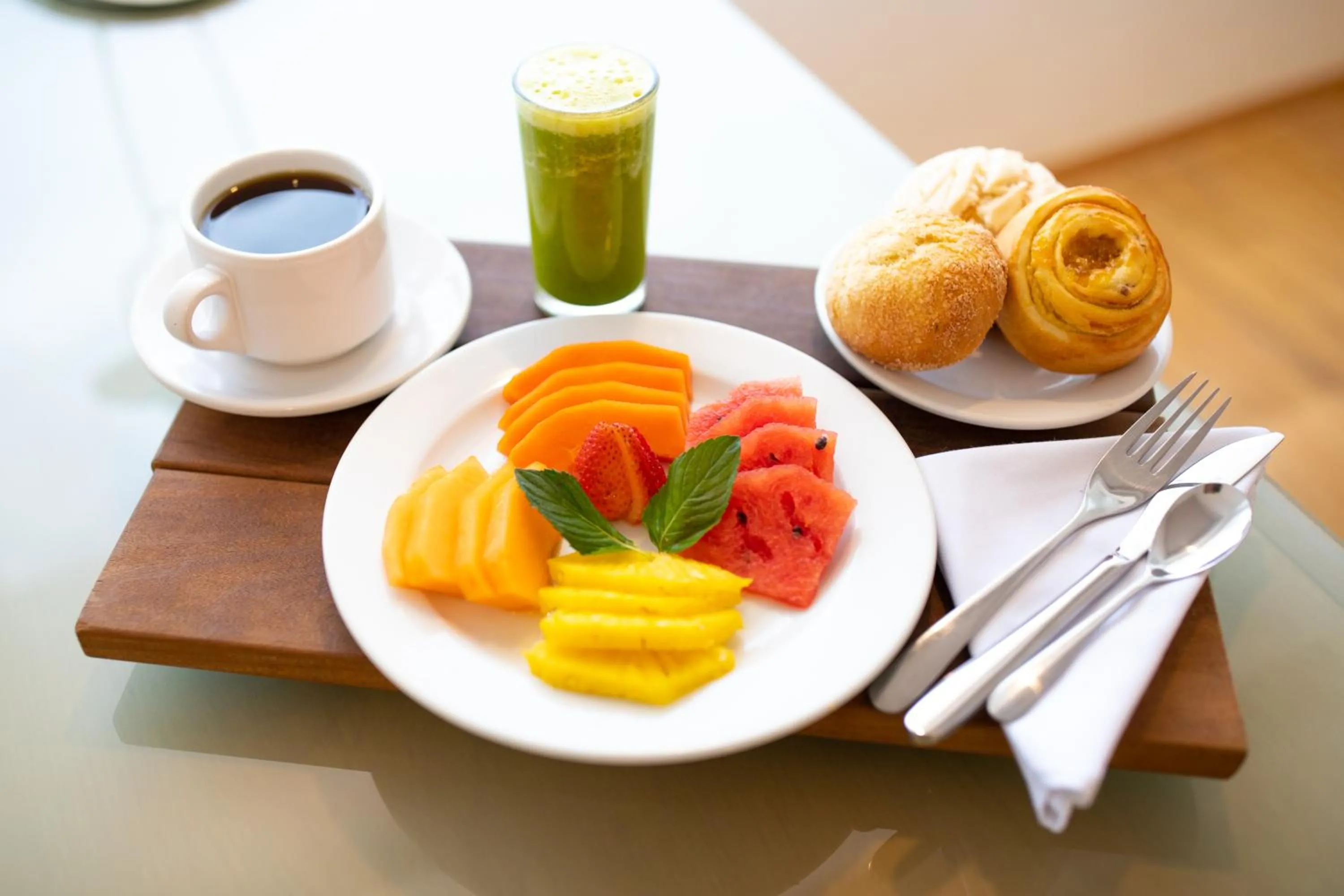 Breakfast in Hotel Horizon & Convention Center