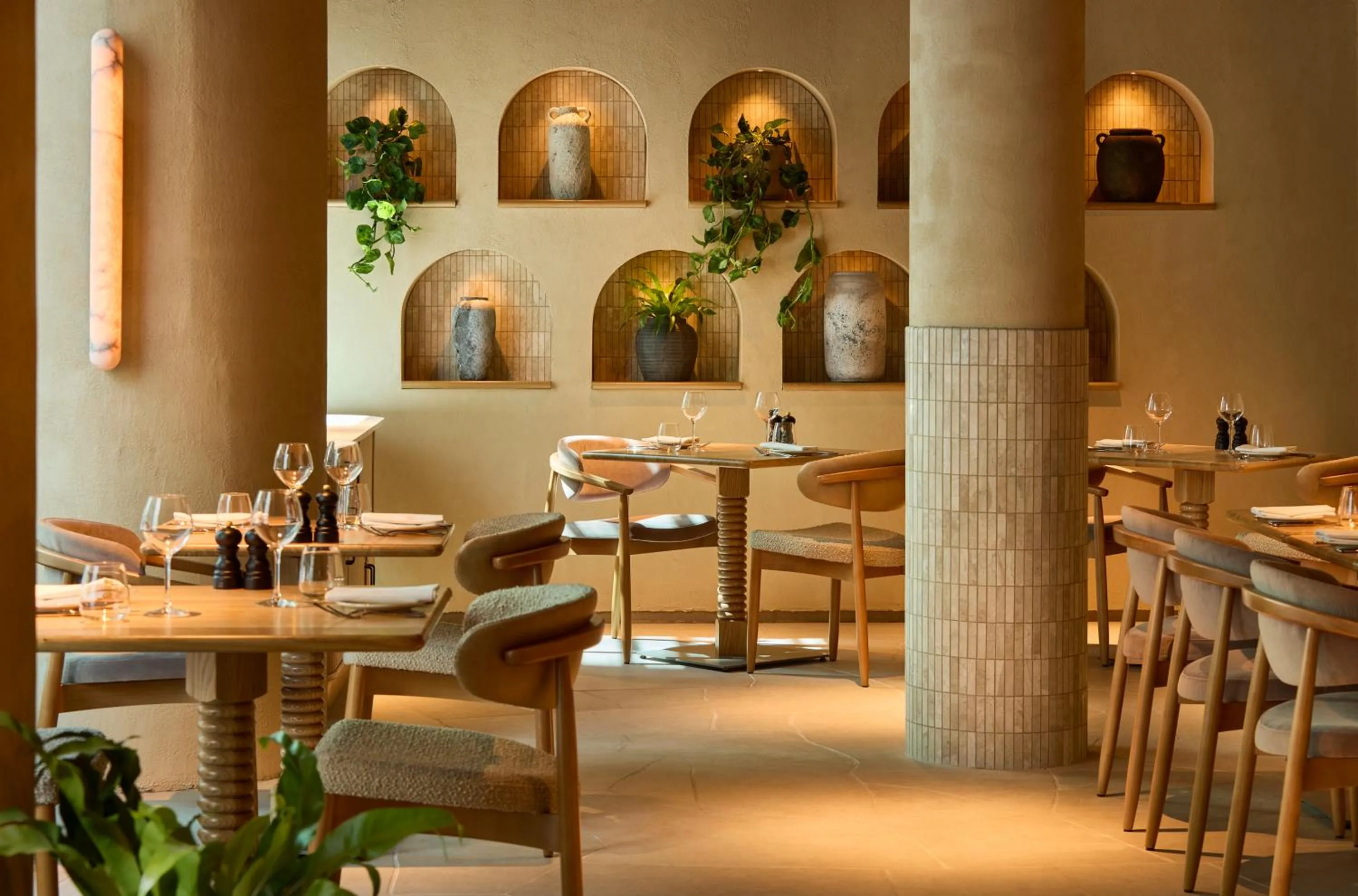 Restaurant/places to eat in Hilton London Tower Bridge