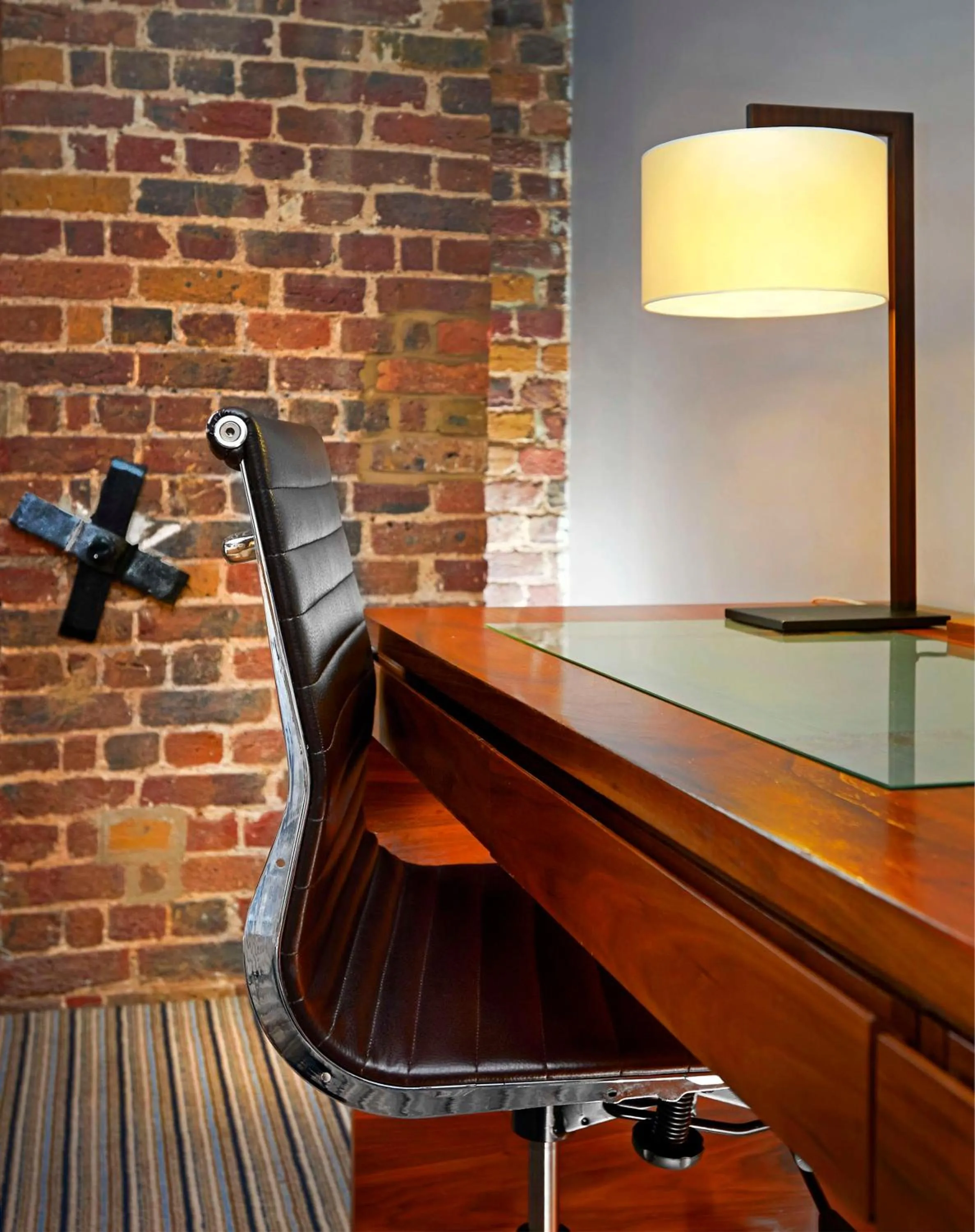 Bed in DoubleTree by Hilton London – Docklands Riverside