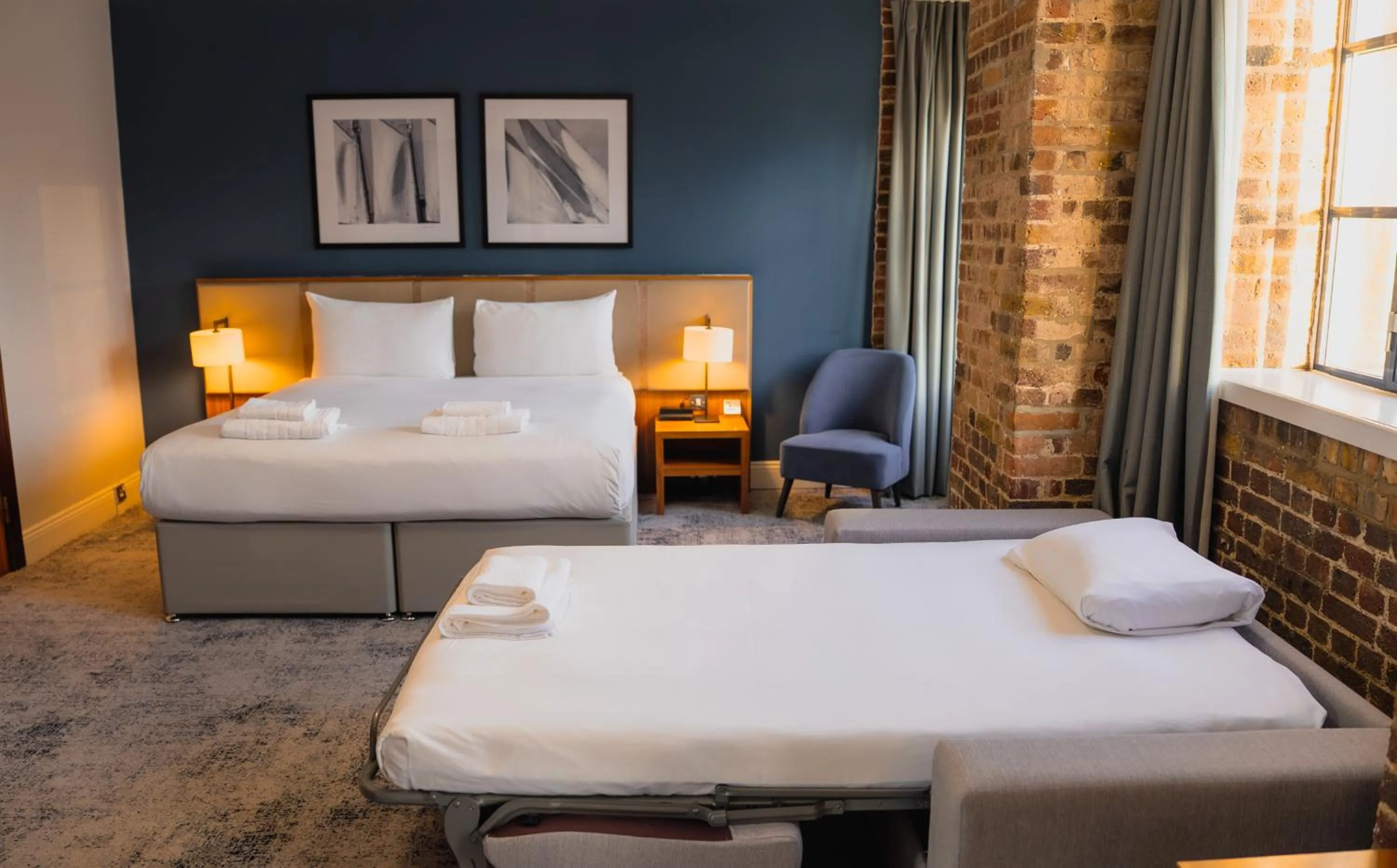 Photo of the whole room, Bed in a&o London Docklands Riverside