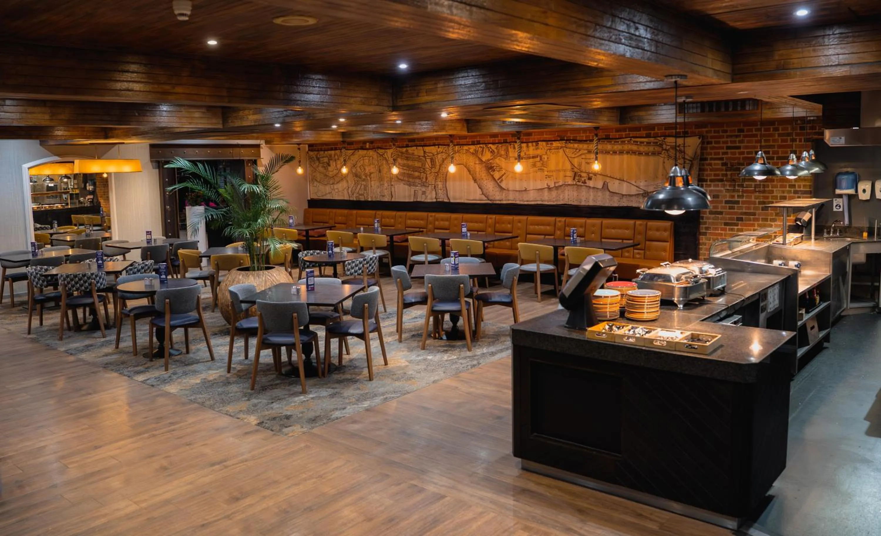 Breakfast in a&o London Docklands Riverside