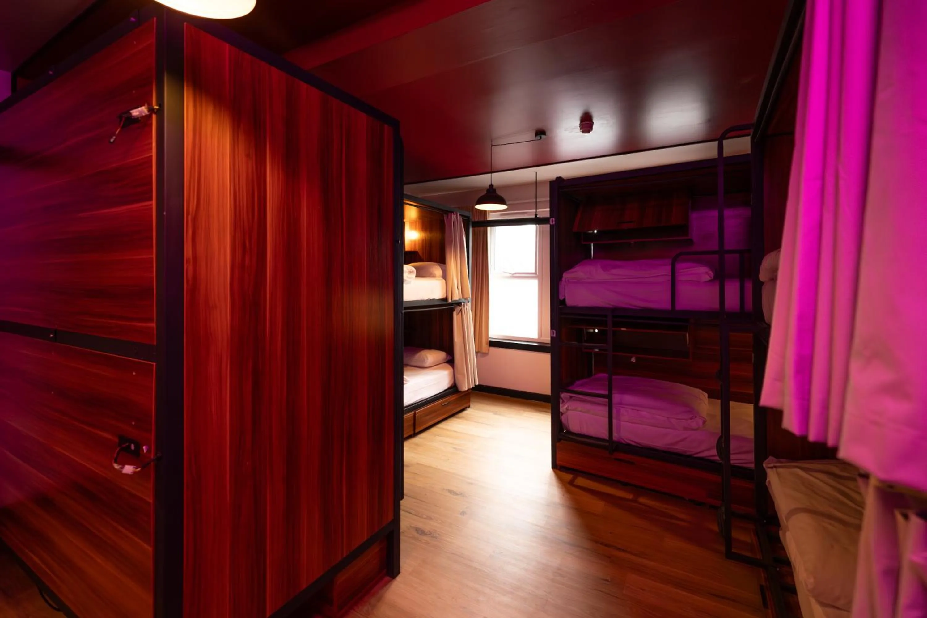 Bed in Malacuna Manchester