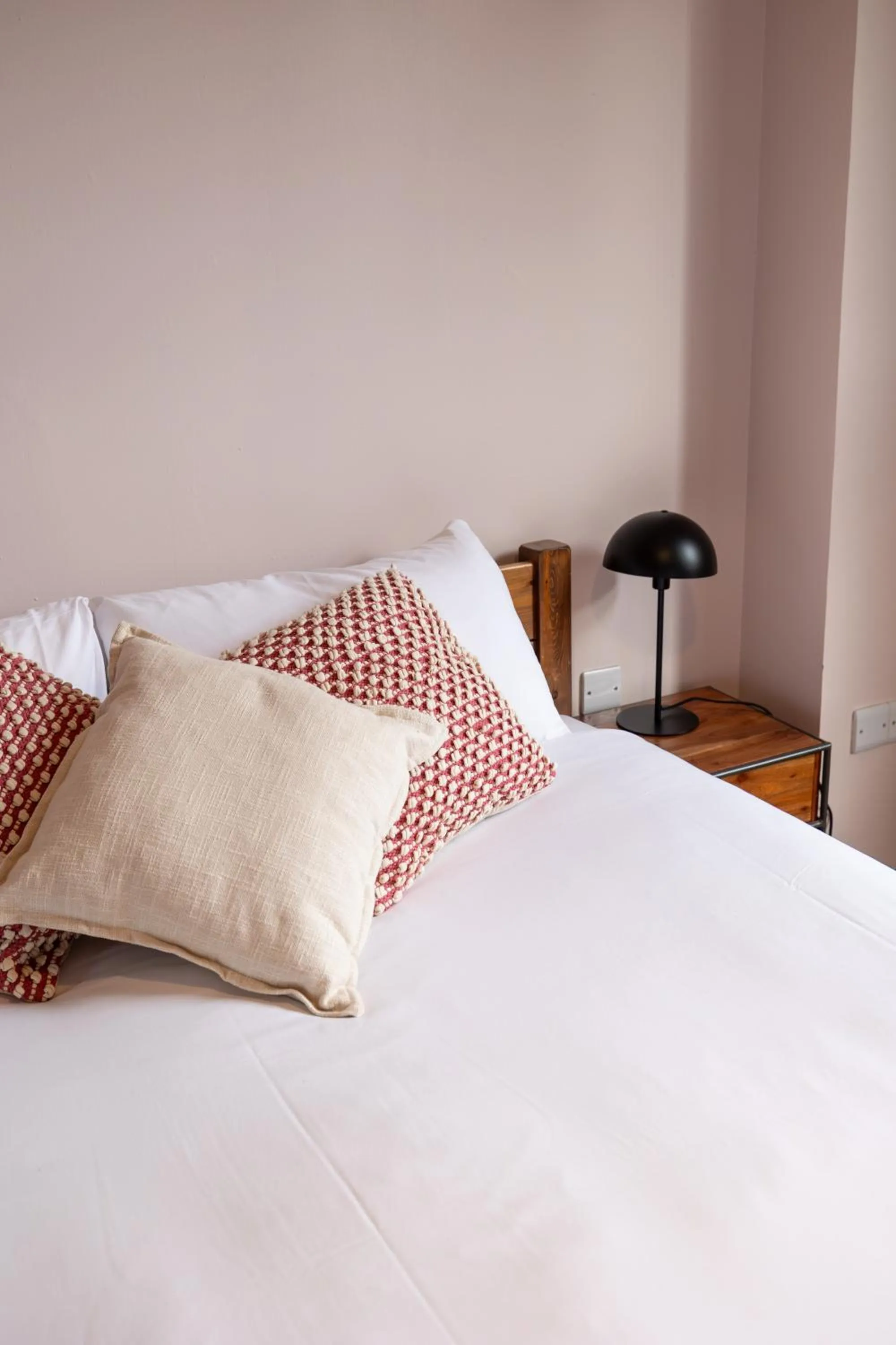 Bed in Malacuna Manchester