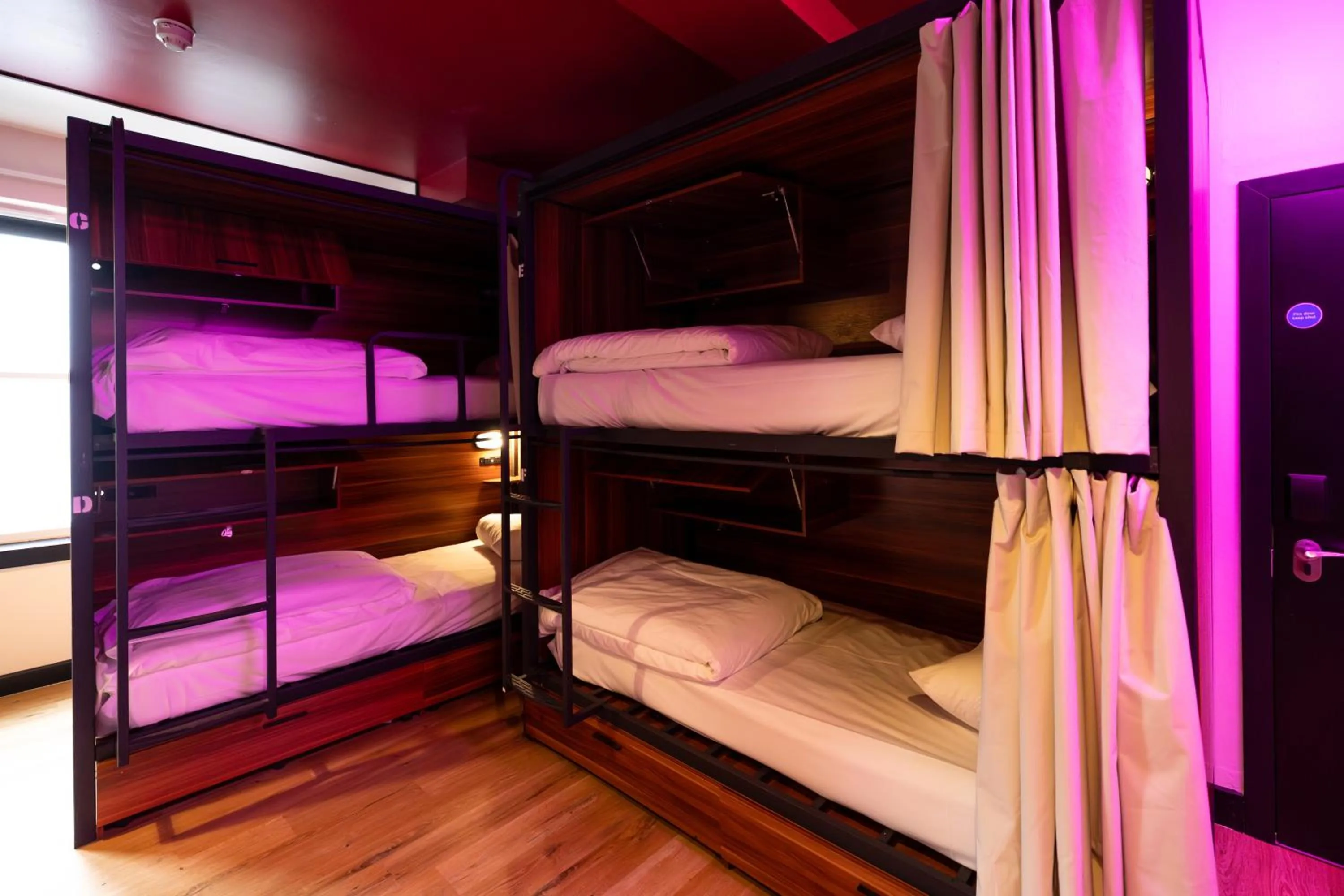 Bed in Malacuna Manchester