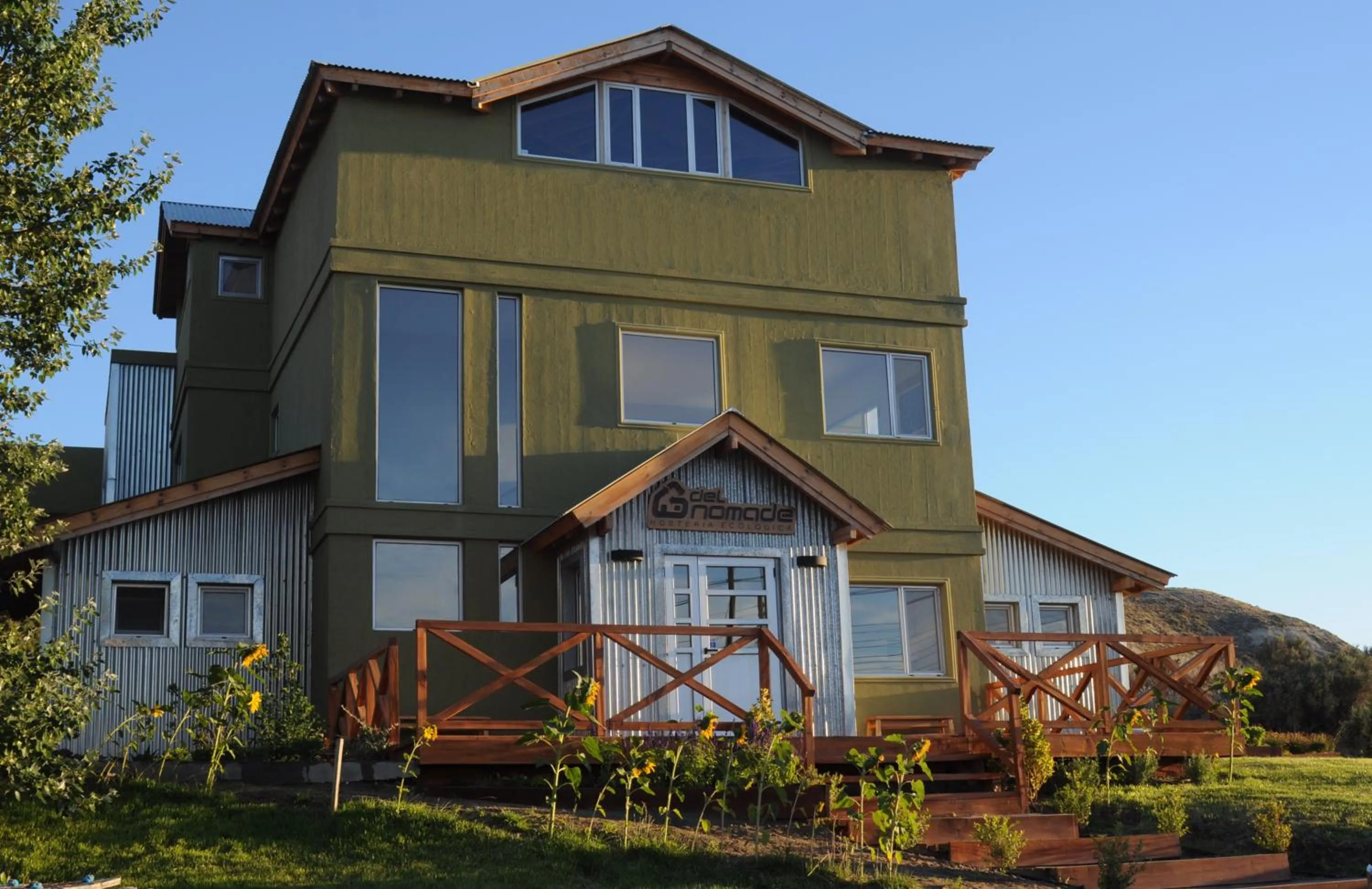 Facade/entrance in Del Nomade Hosteria Ecologica