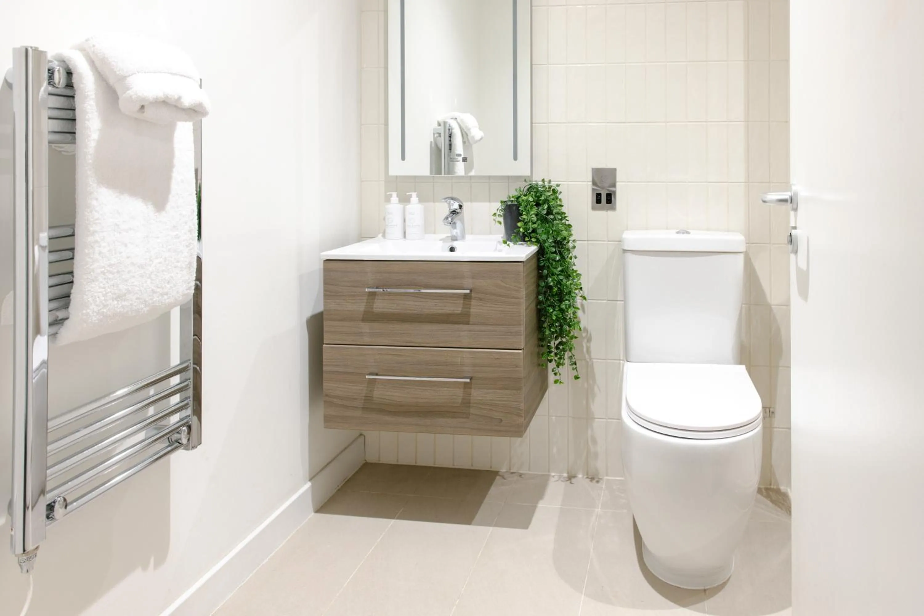 Bathroom in Heeton Concept Aparthotel Edinburgh Queen Street