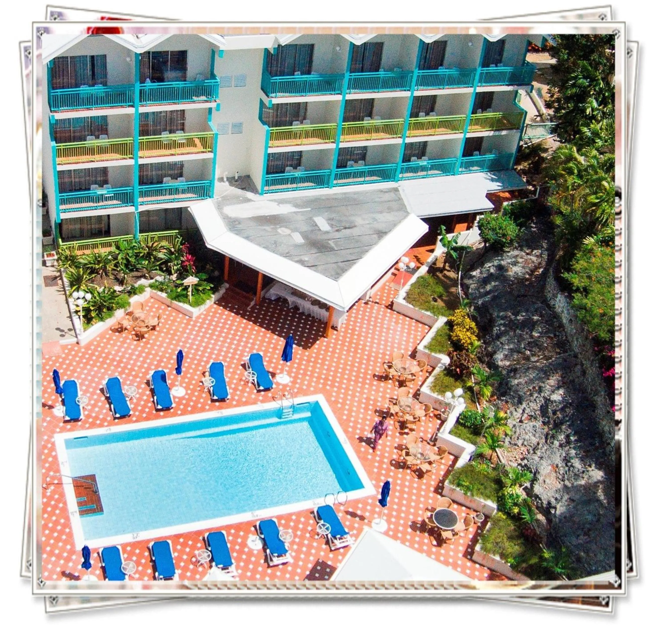 Day in Blue Horizon Hotel