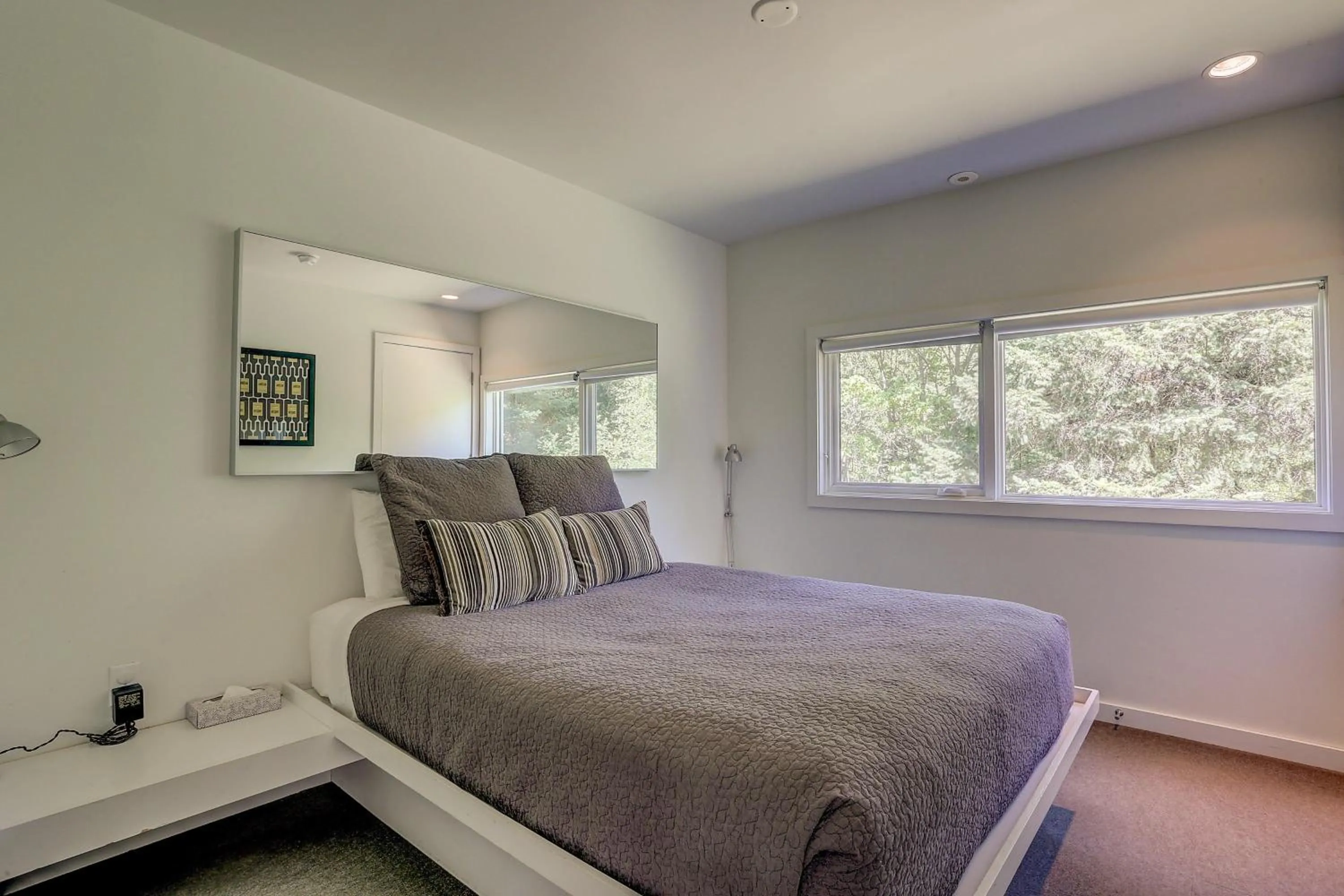 Bed in Neal Creek Retreat