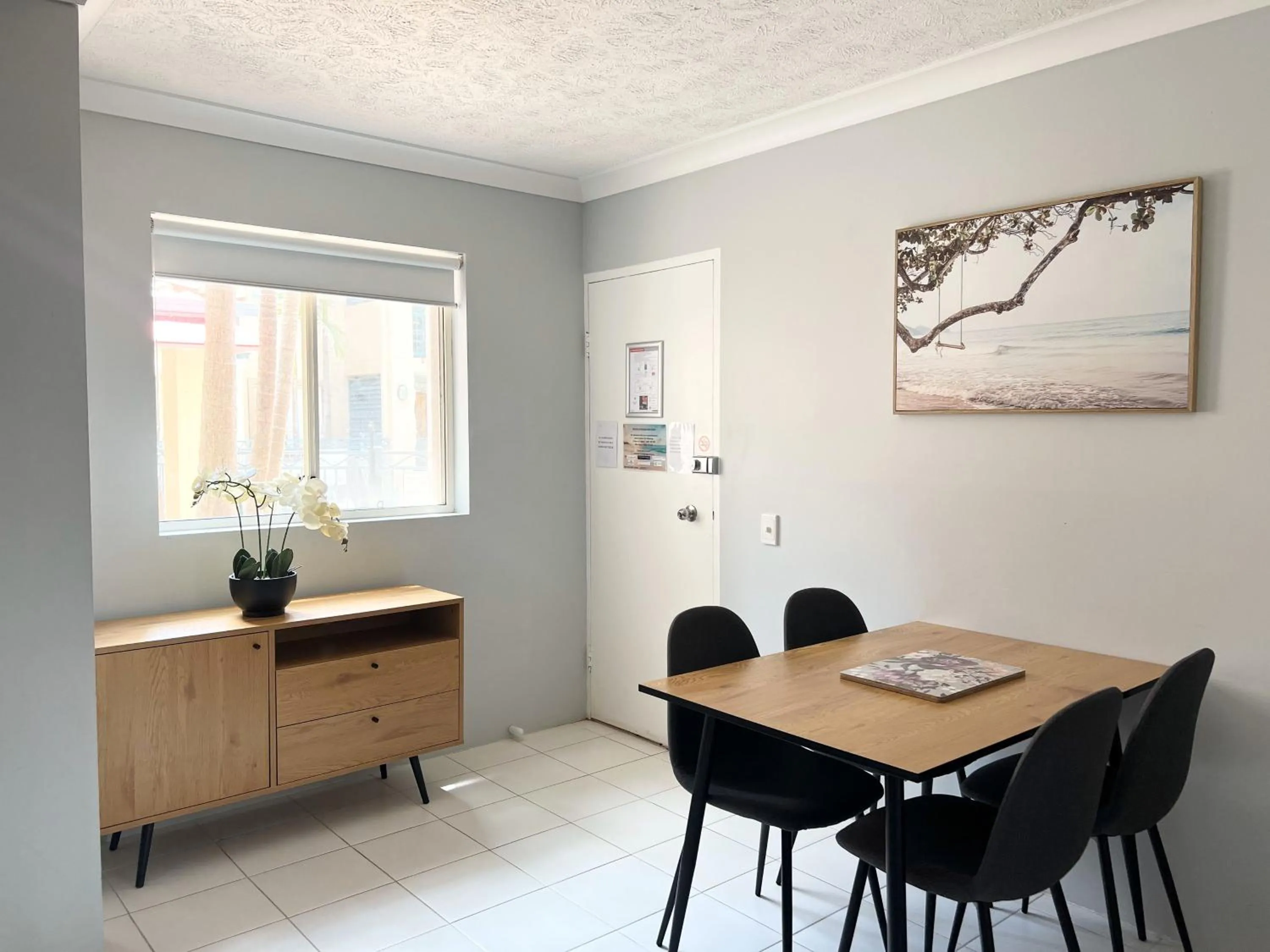 Dining area in Montego Sands Resort