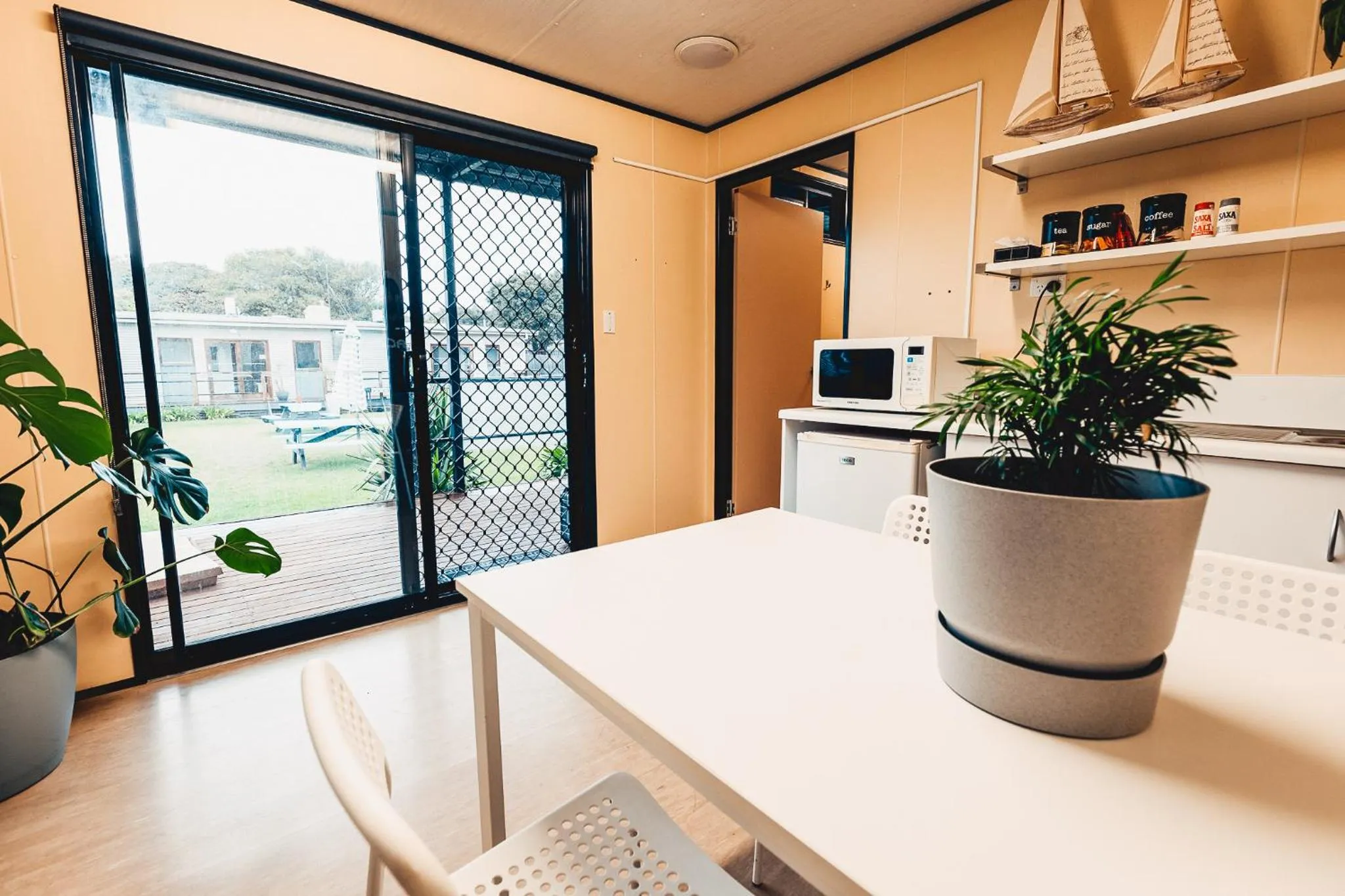 Kitchen or kitchenette in Beach Holiday Apartments