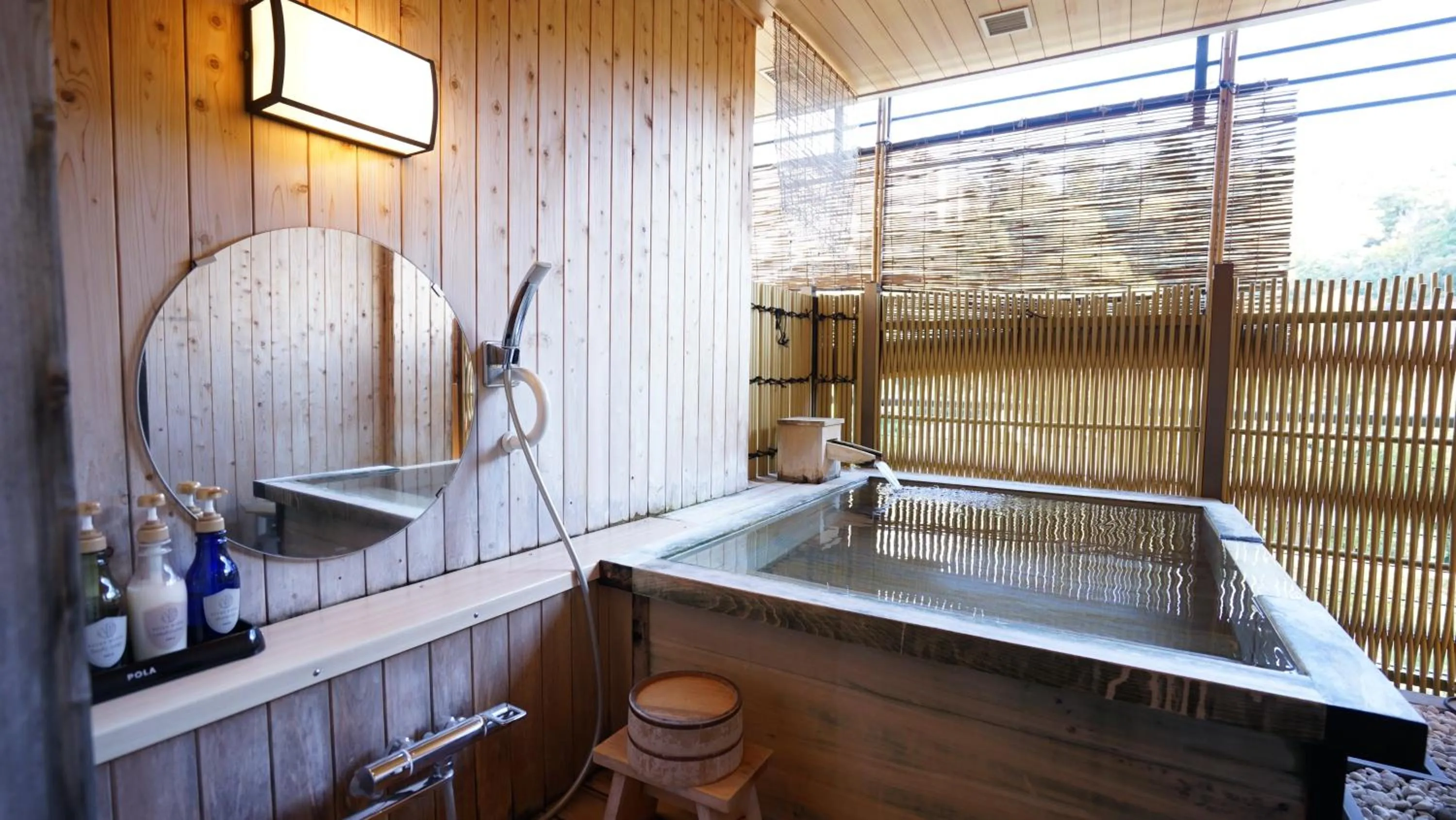 Open Air Bath in Tachibana Shikitei