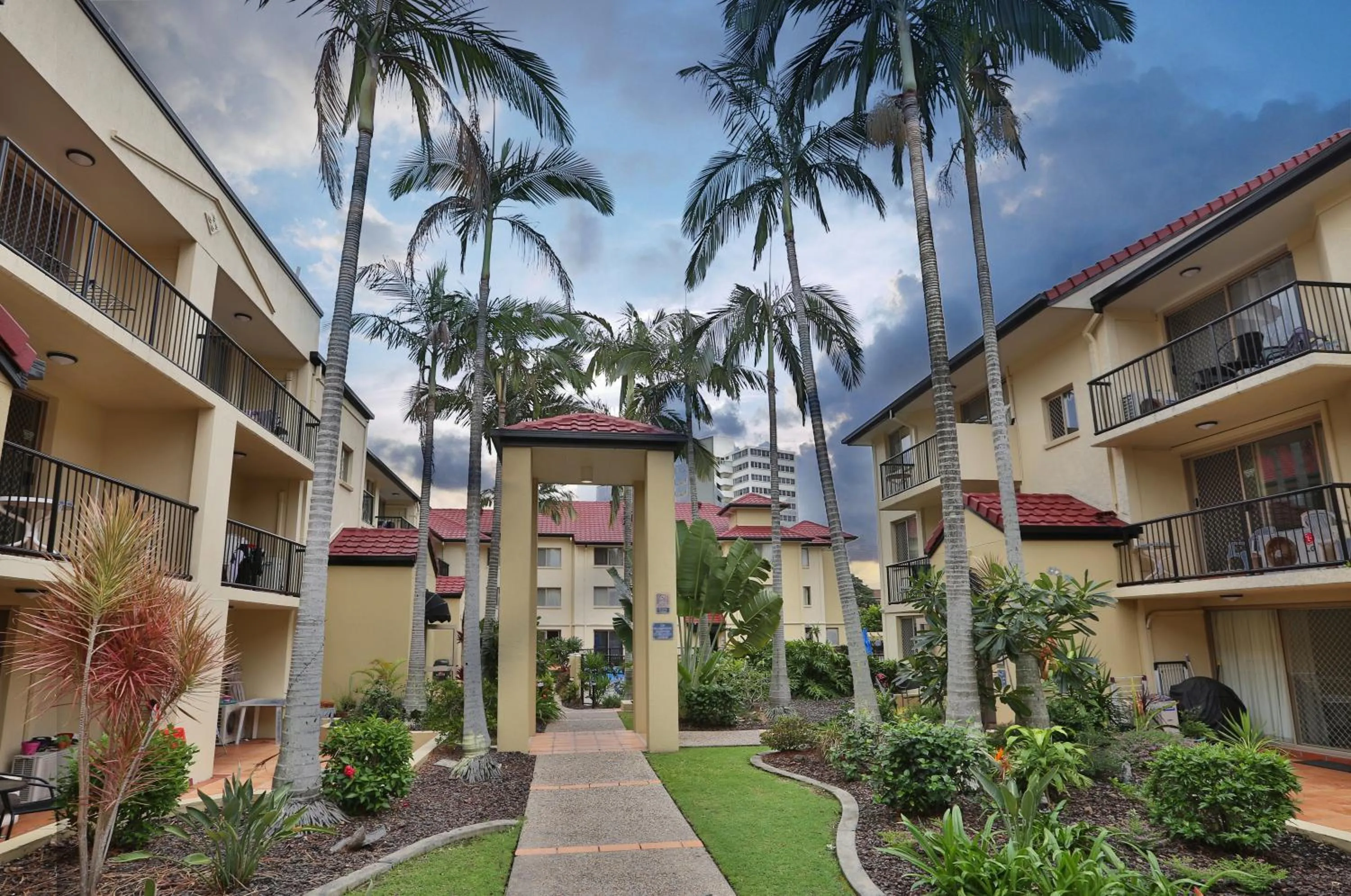 Garden in K Resort Surfers Paradise Apartments
