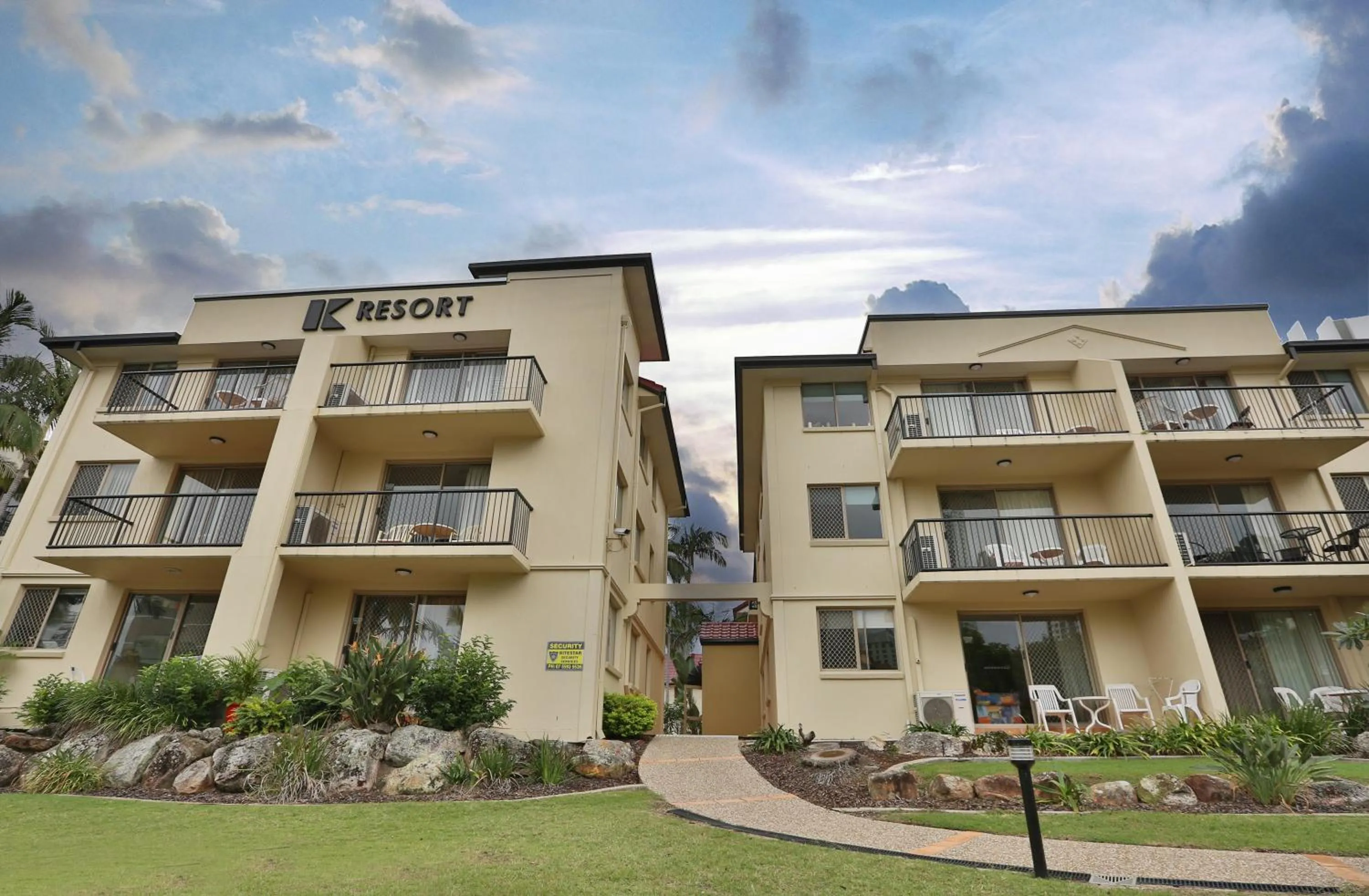 Property building in K Resort Surfers Paradise Apartments