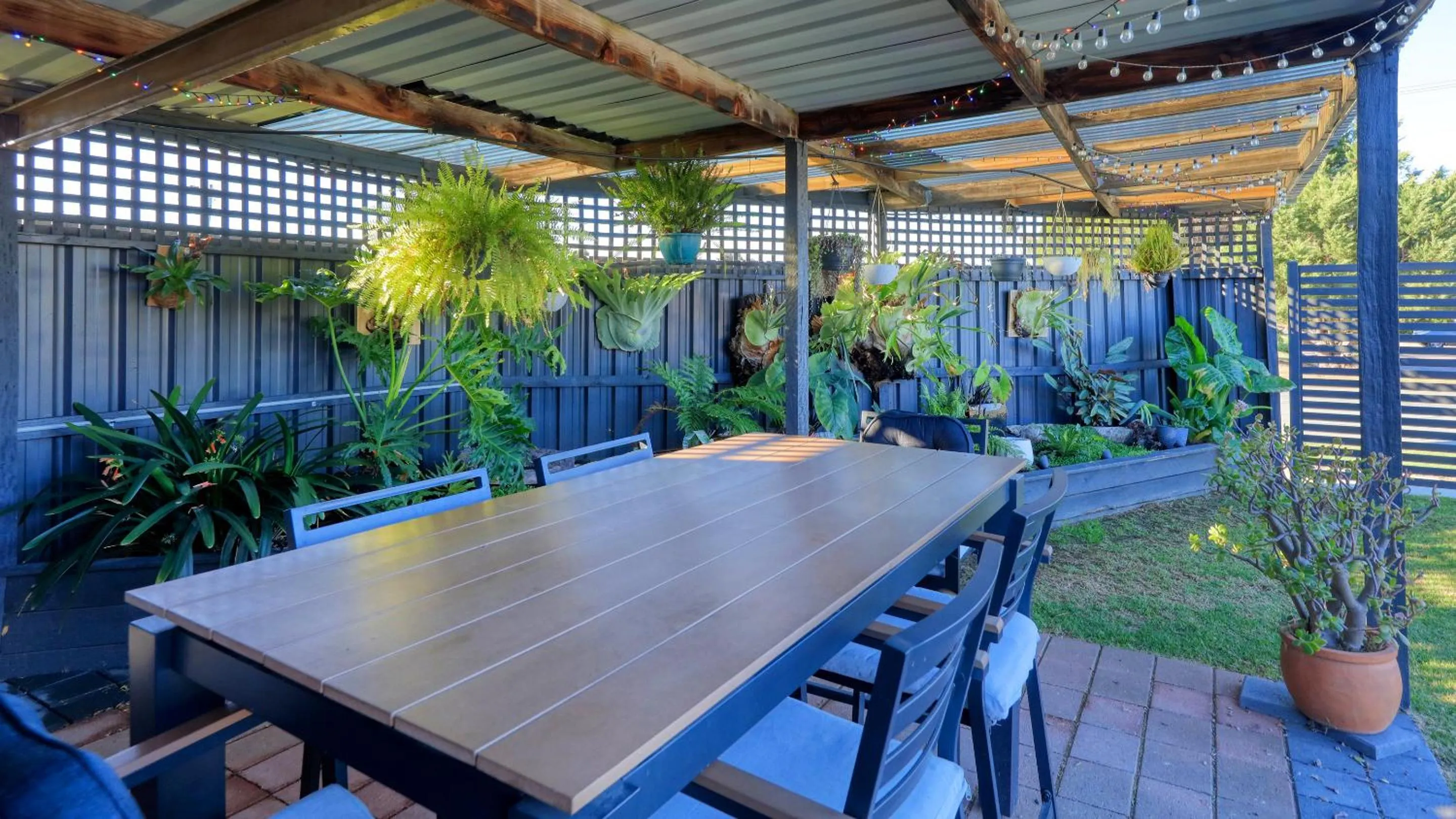 BBQ facilities in Deniliquin Motel