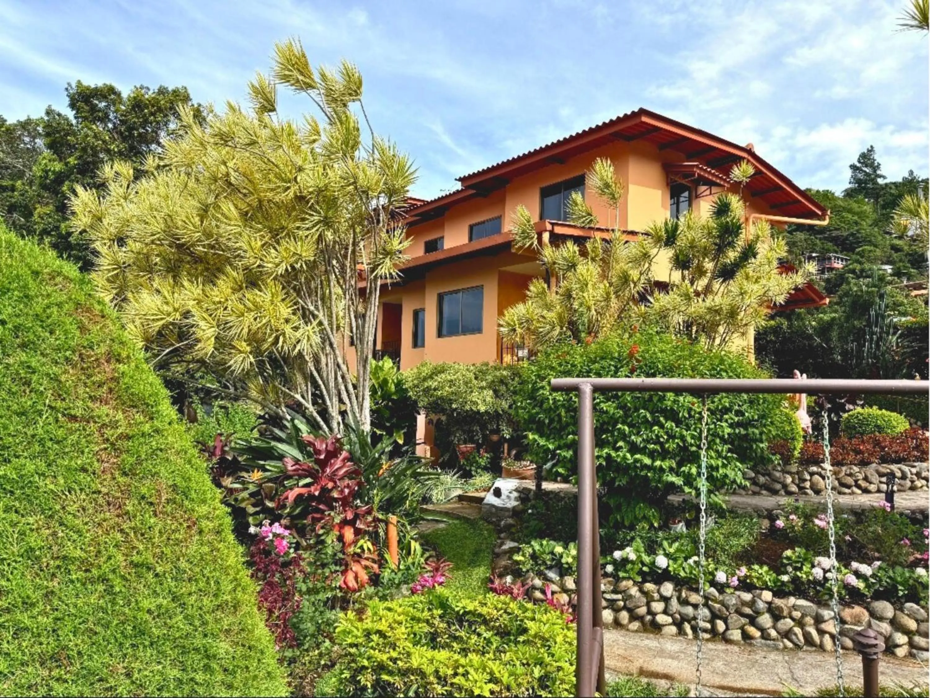 Property building in Aparthotel Los Pinos