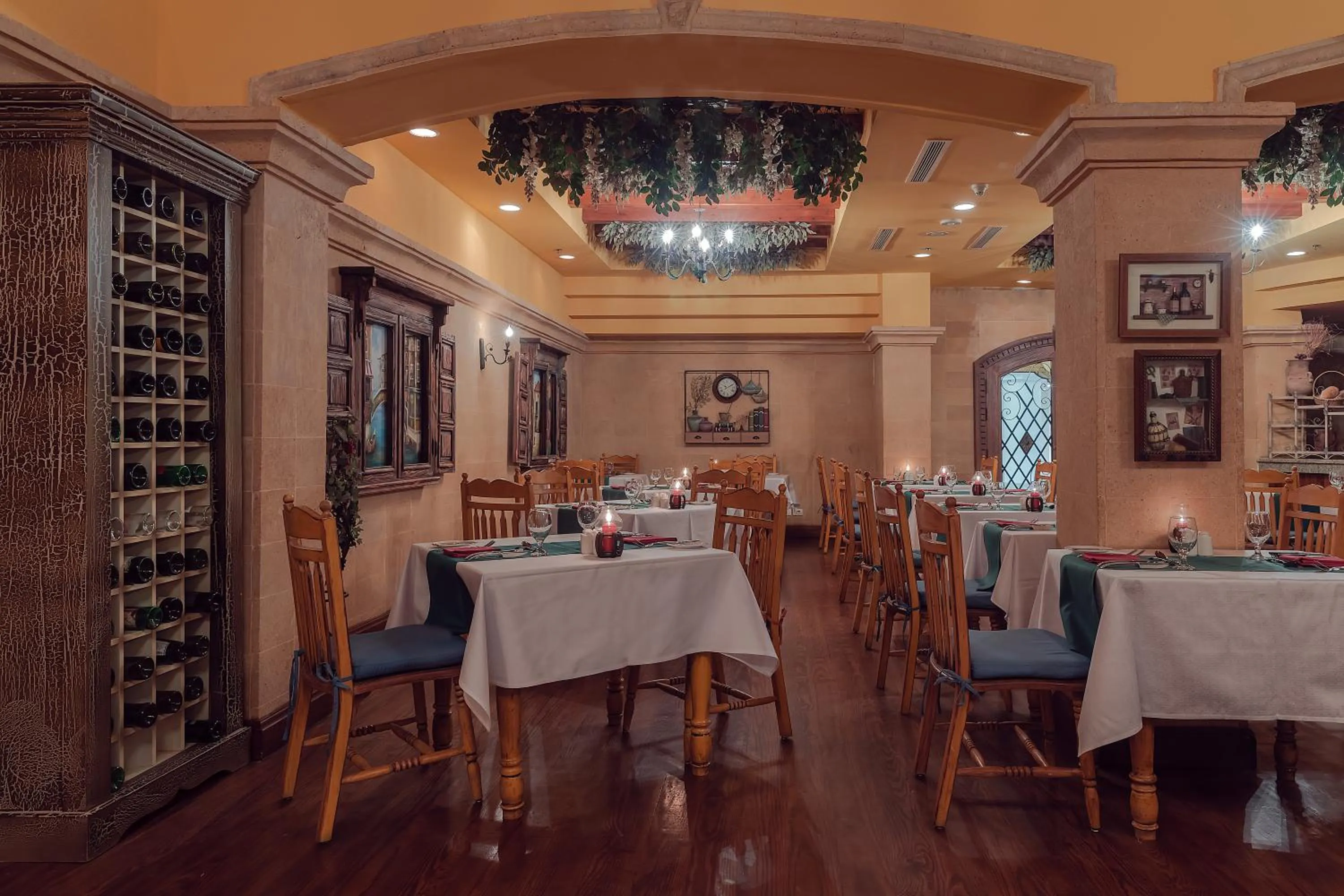 Restaurant/places to eat in Old Palace Resort Sahl Hasheesh