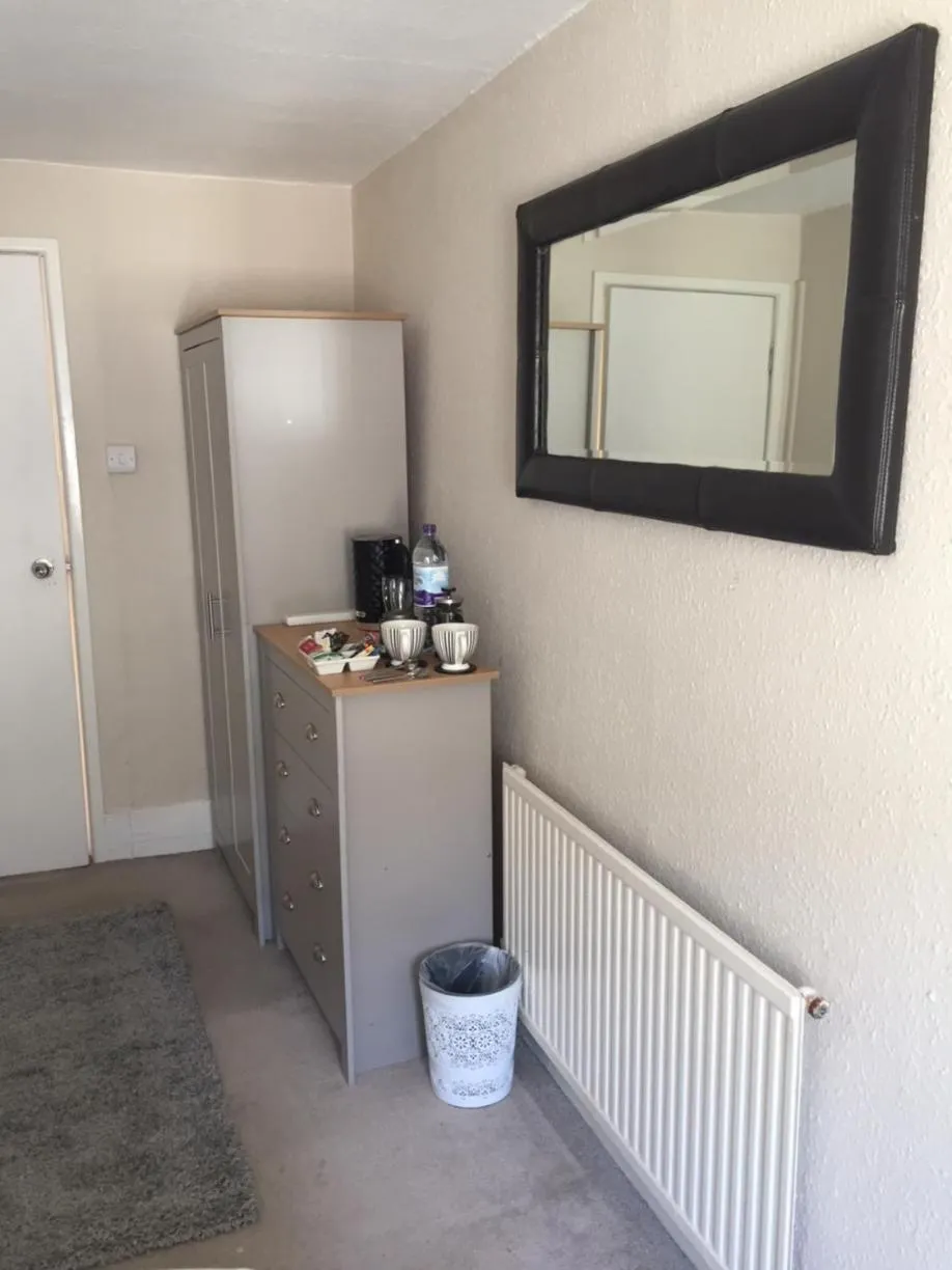 The Old Brasserie & Rooms @ no.8