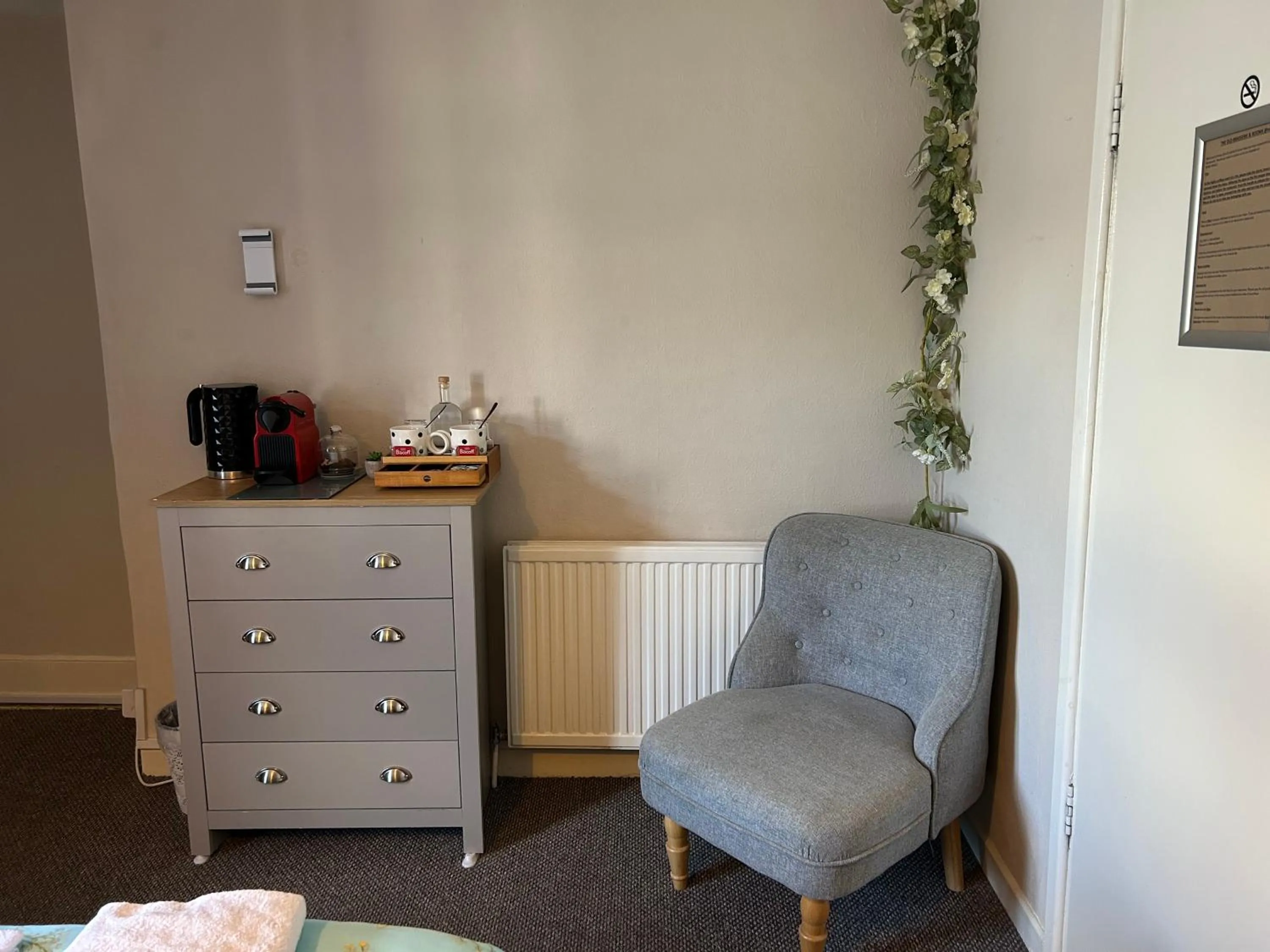 The Old Brasserie & Rooms @ no.8