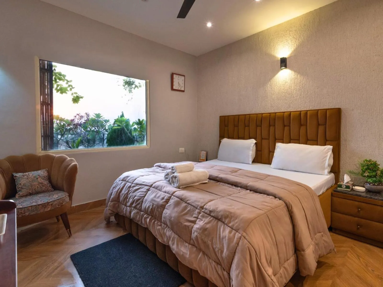 Hotel City Premier - Golf Course Road ,Gurgaon