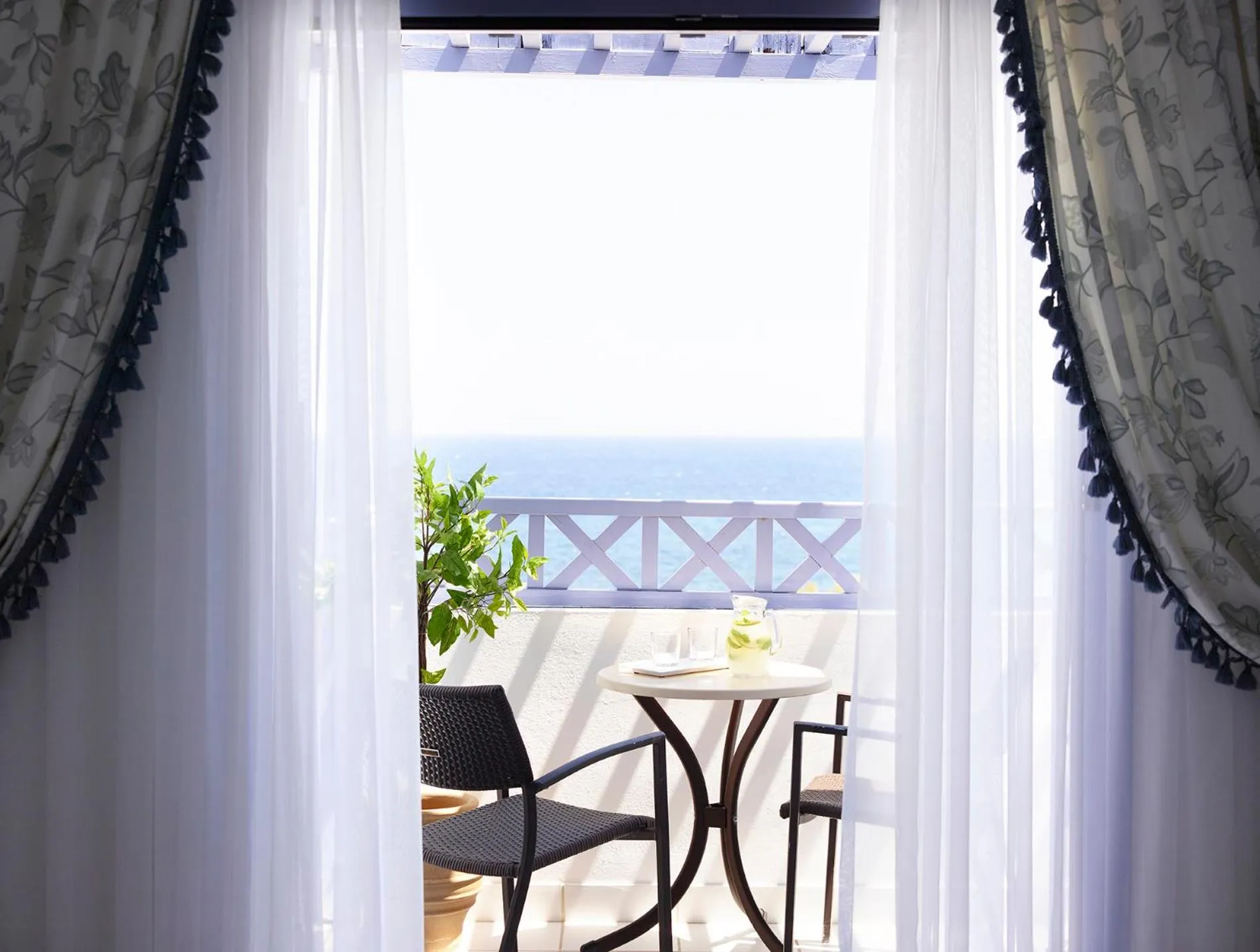 Balcony/Terrace in Serita Beach Hotel