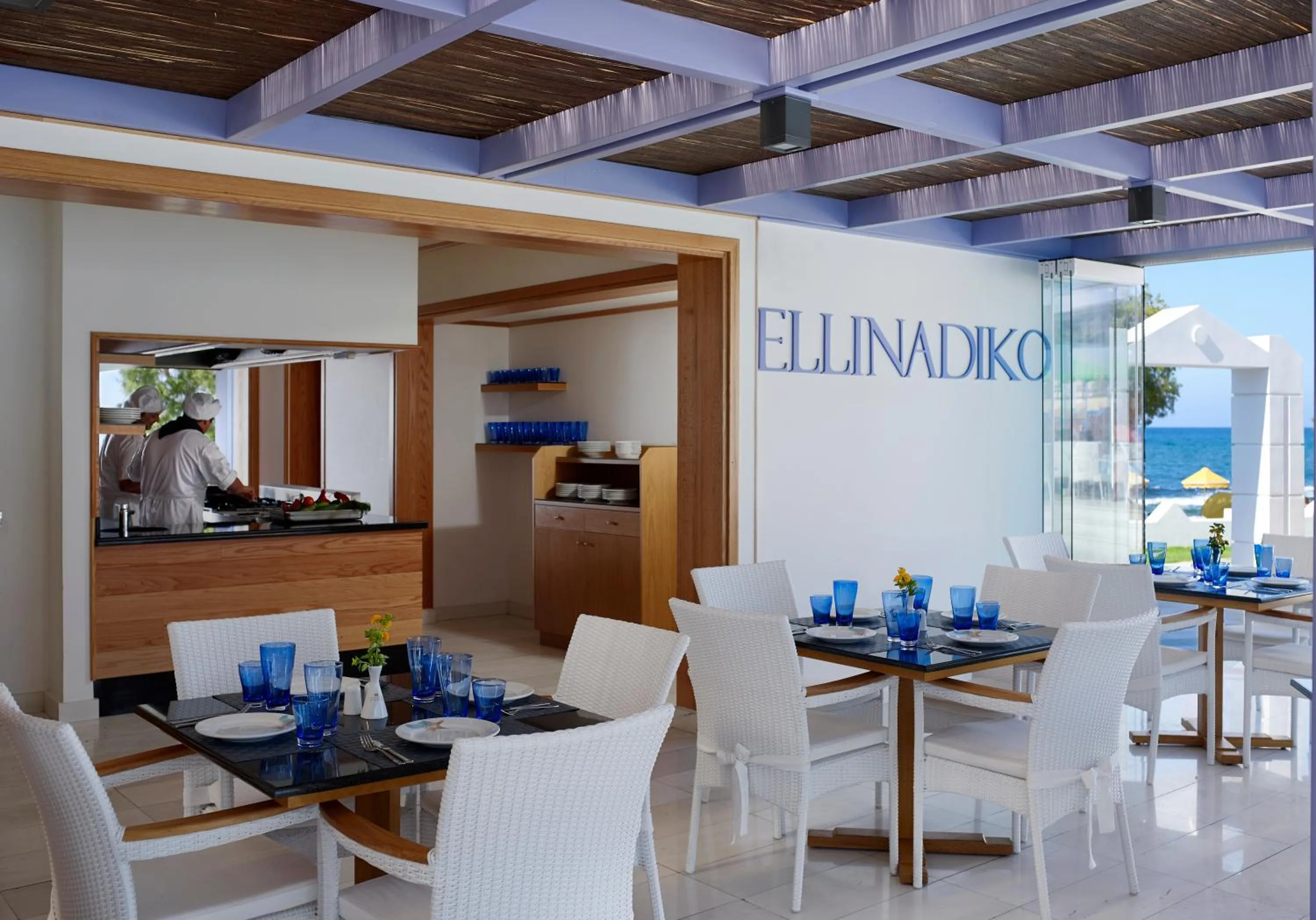 Restaurant/places to eat in Serita Beach Hotel