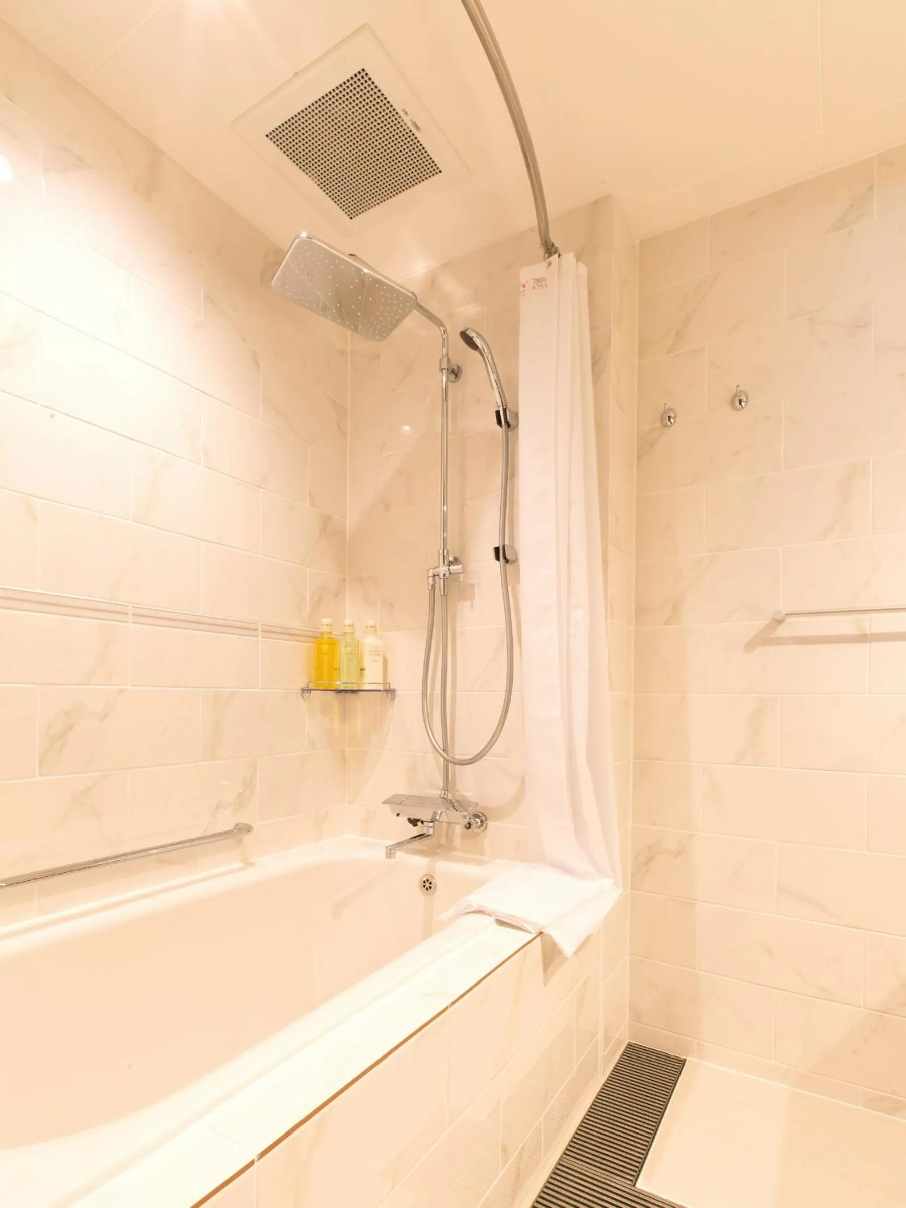 Bathroom in Hotel Shiki Utsubo Park