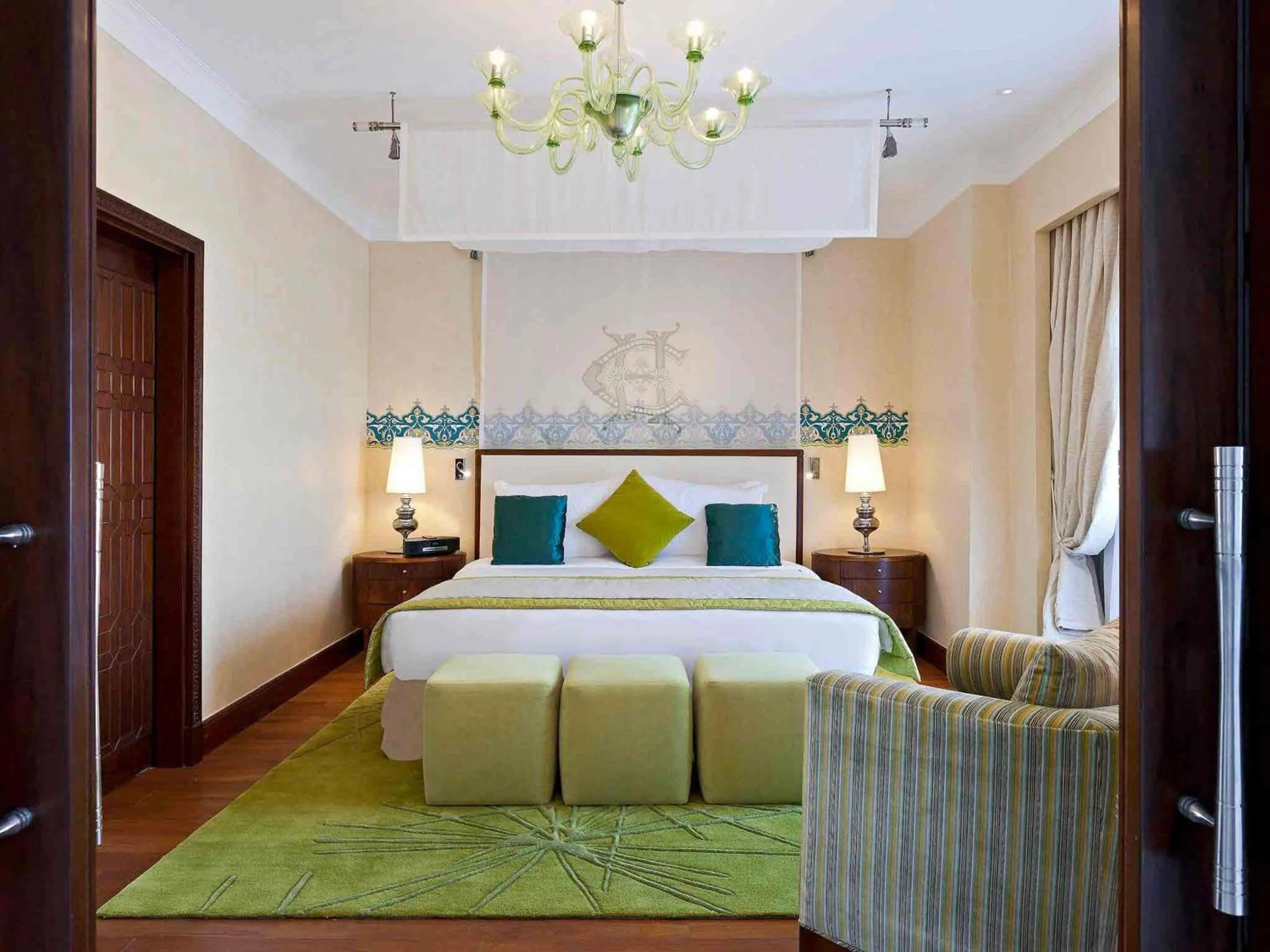 Bedroom, Bed in Sofitel Legend Old Cataract