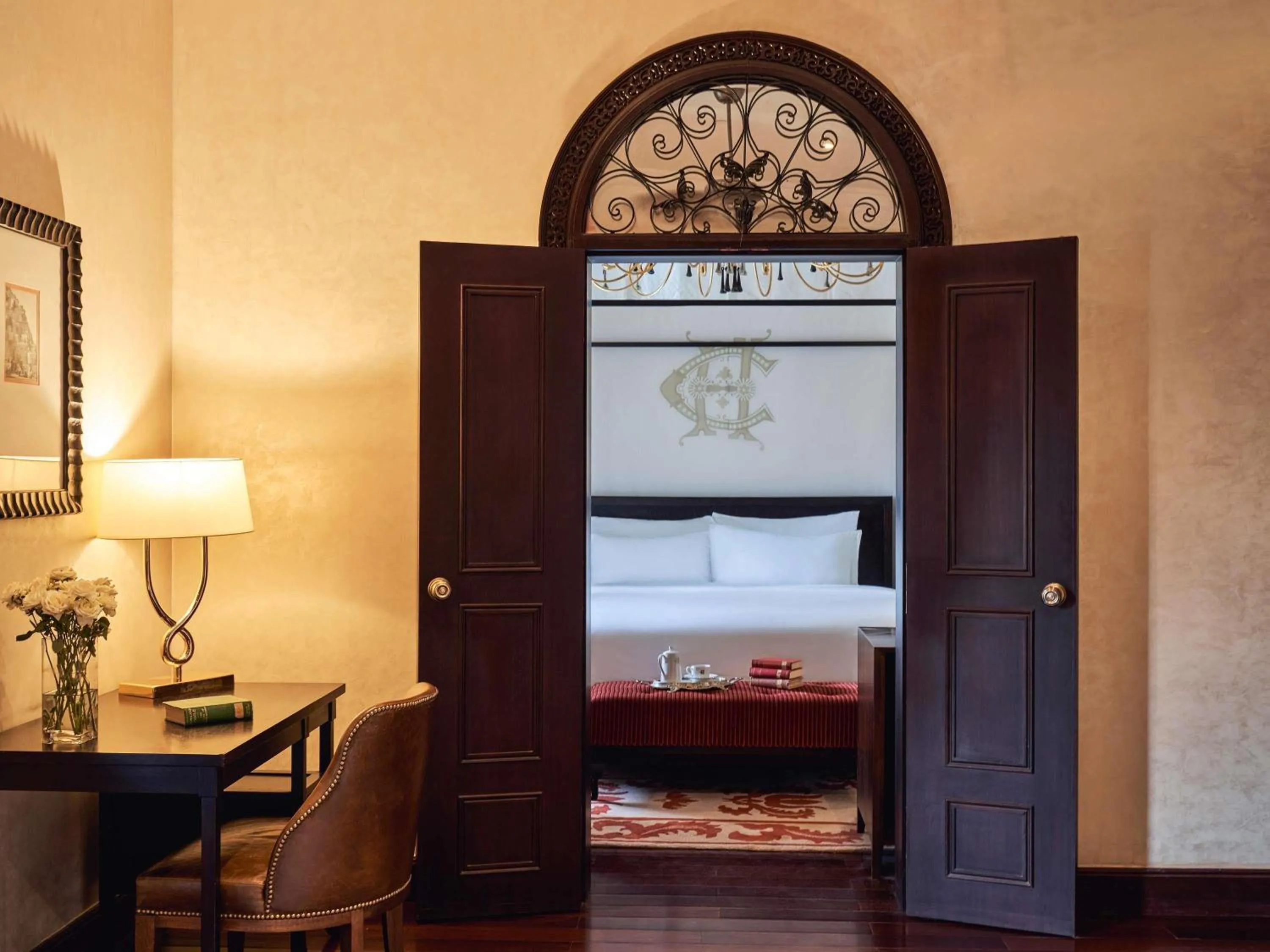 Bedroom, Bed in Sofitel Legend Old Cataract