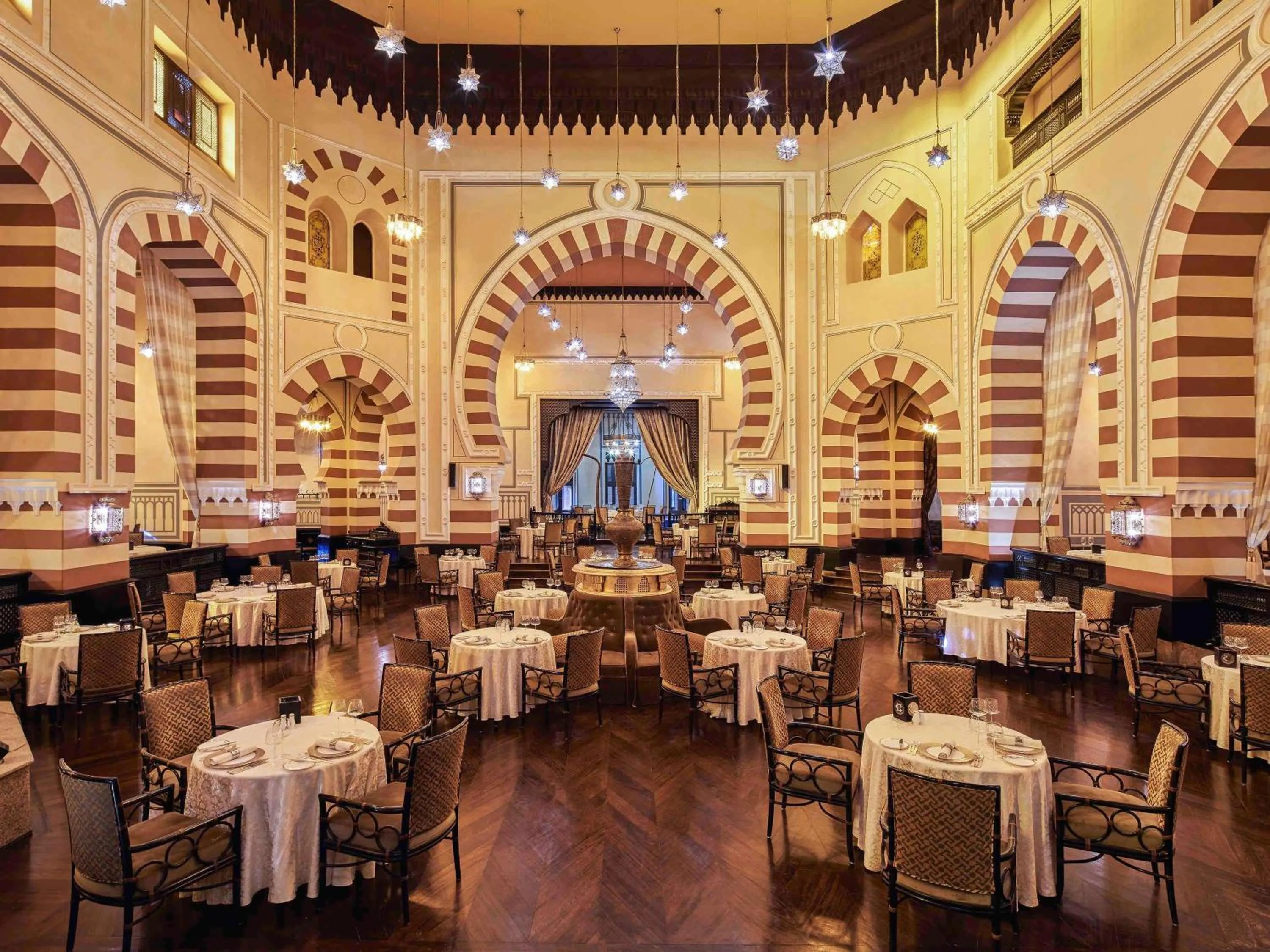 Restaurant/places to eat in Sofitel Legend Old Cataract