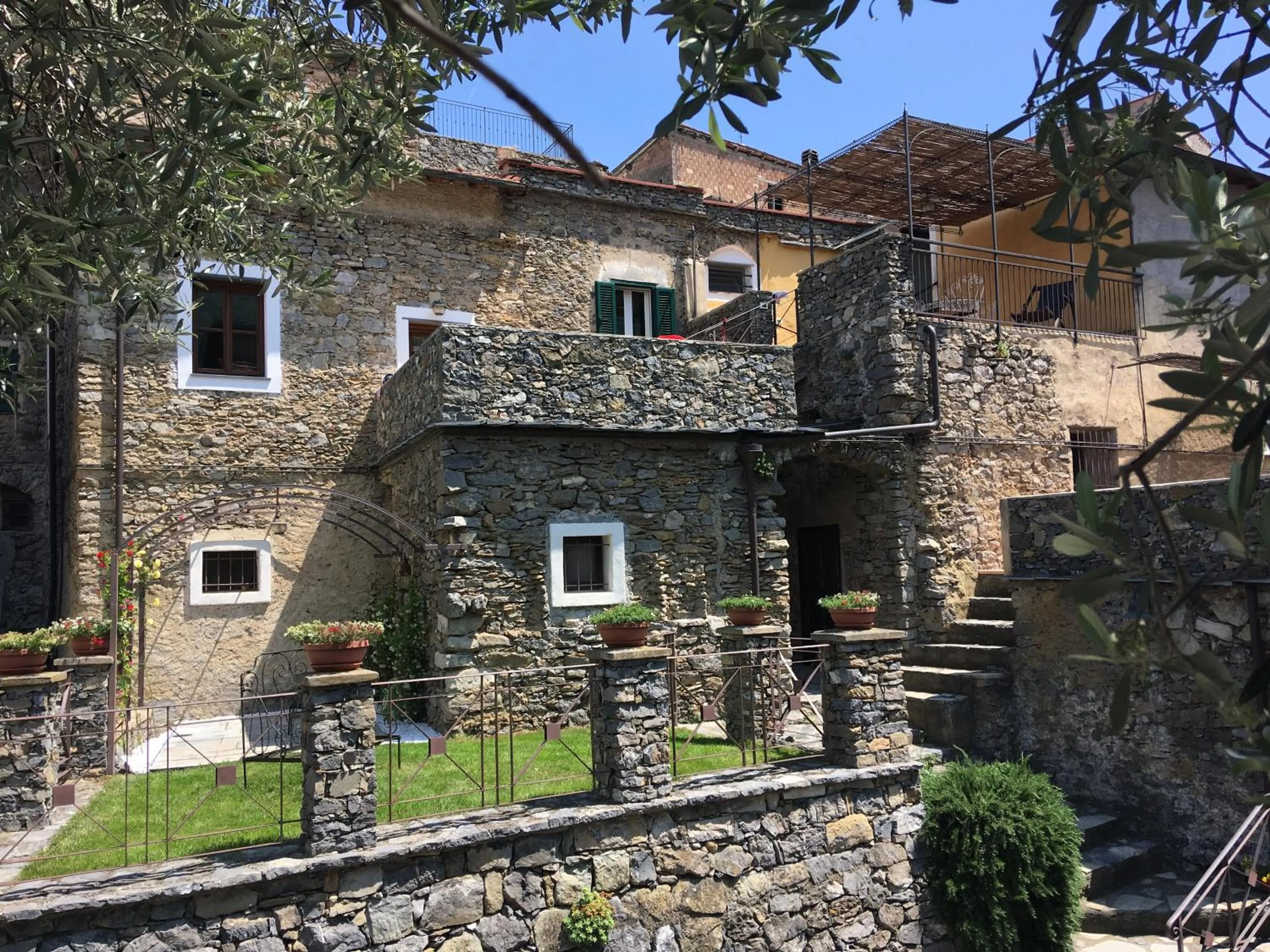 Property building in La Casa dei Nonni Castelbianco