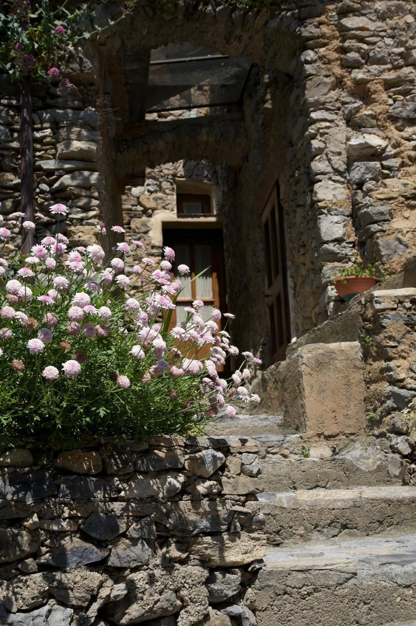 Facade/entrance in La Casa dei Nonni Castelbianco