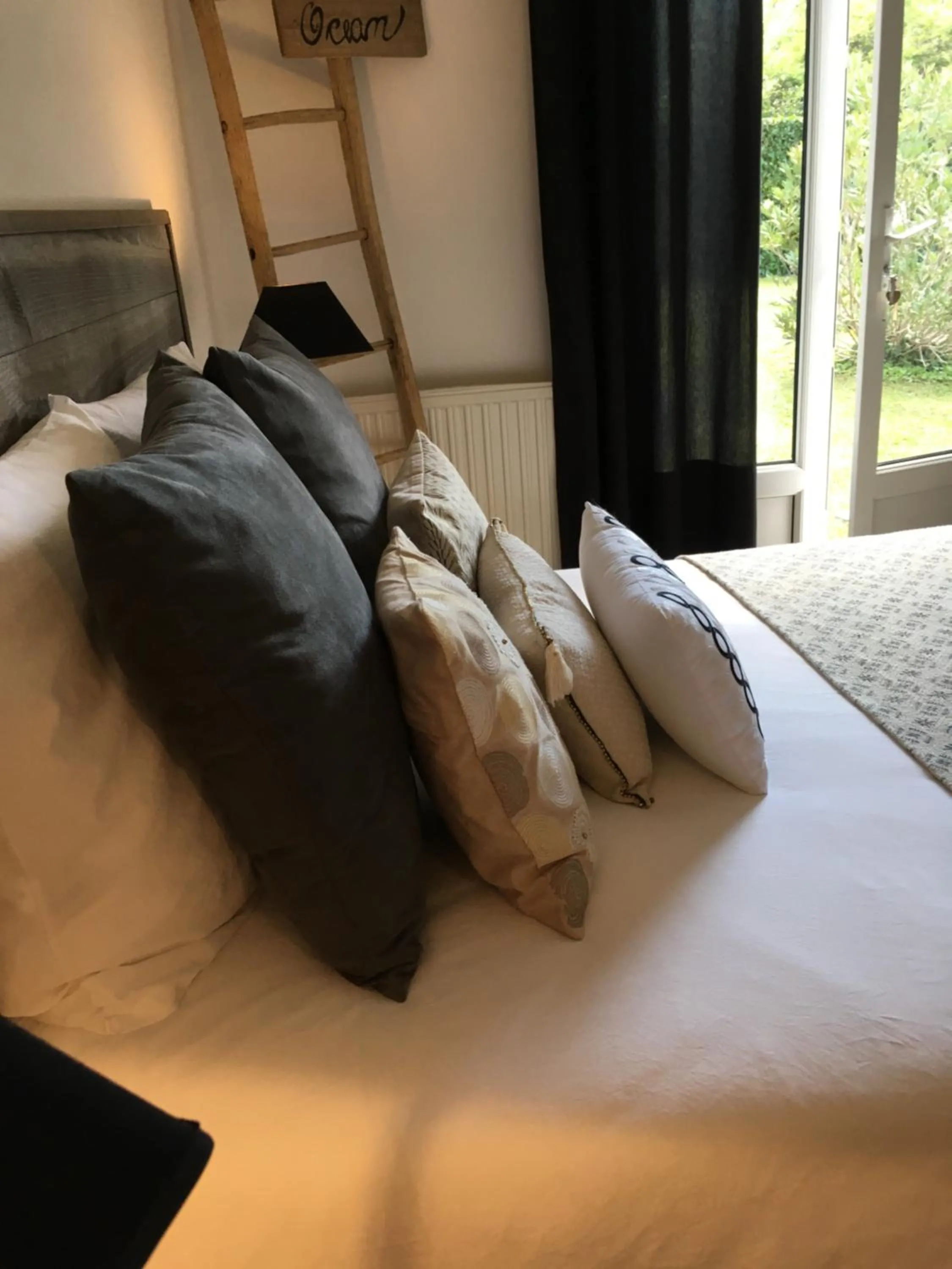 Bedroom, Bed in La Maison des Eaux Claires