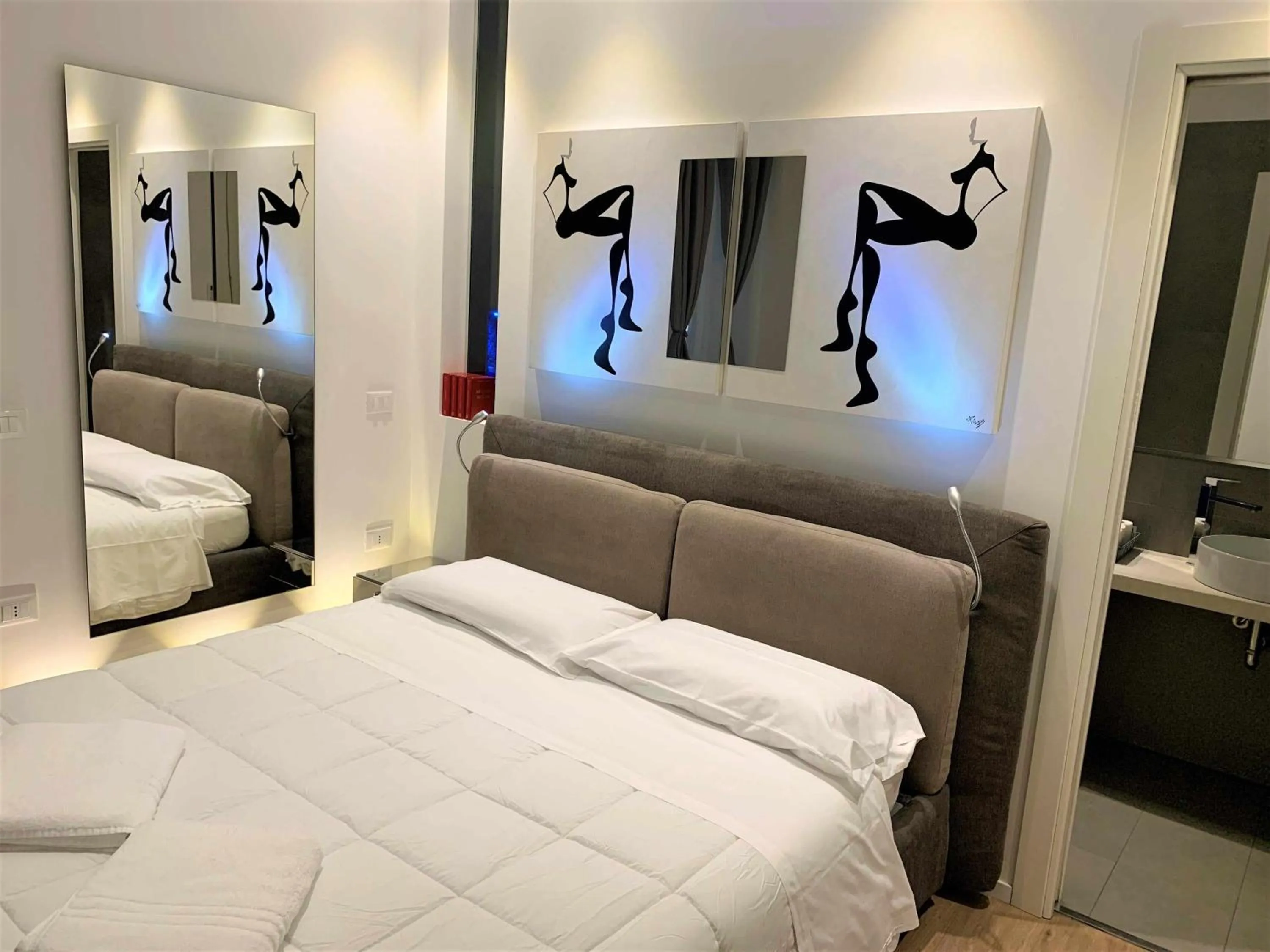 Bed in CeO LUXURY SUITE DI CAGLIARI