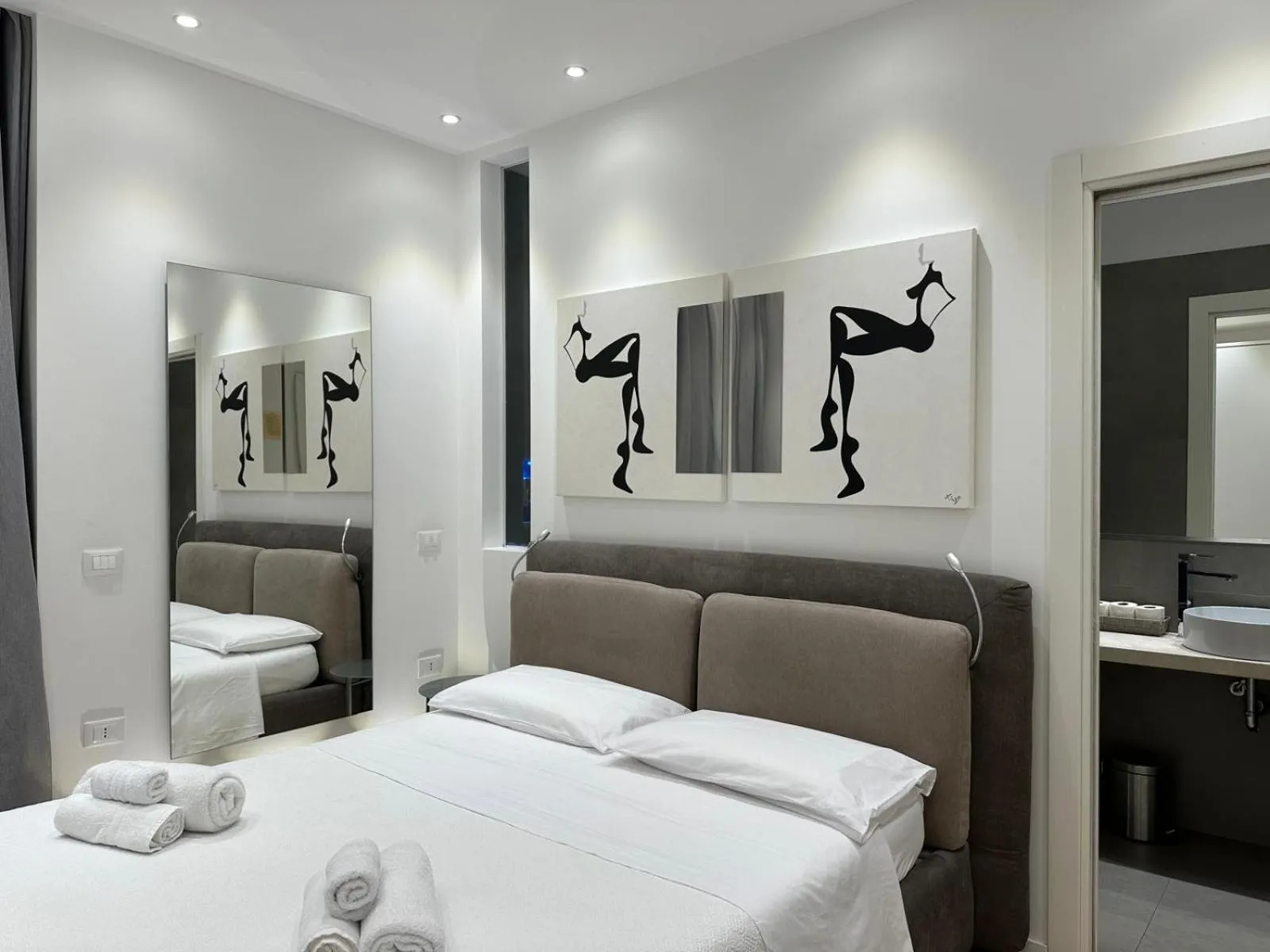 Bed in CeO LUXURY SUITE DI CAGLIARI