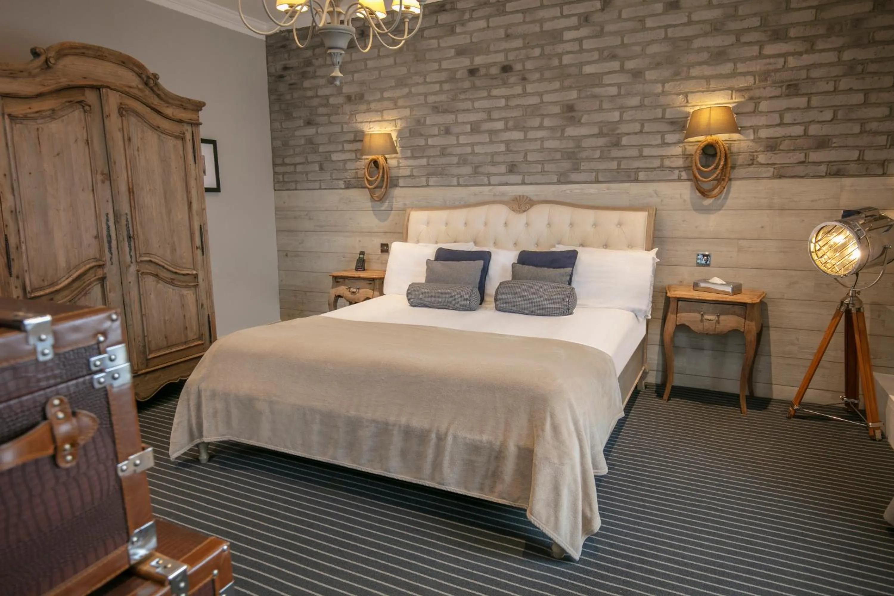 Bed in Roker Hotel BW Premier Collection