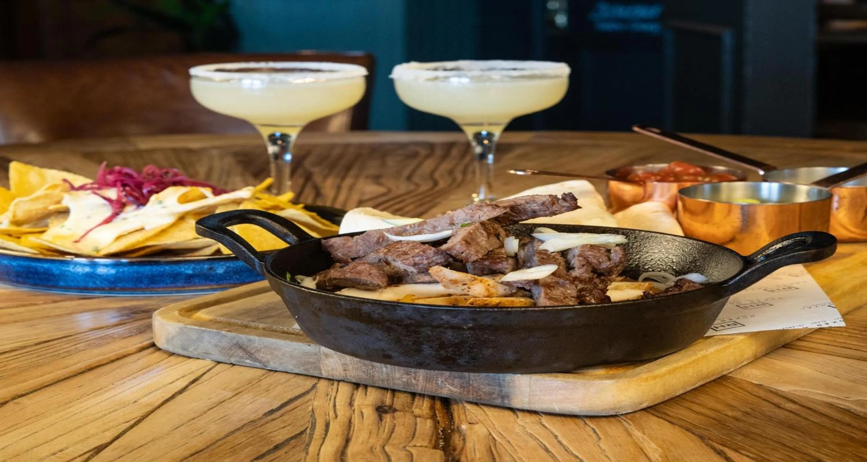 Restaurant/places to eat in Roker Hotel BW Premier Collection