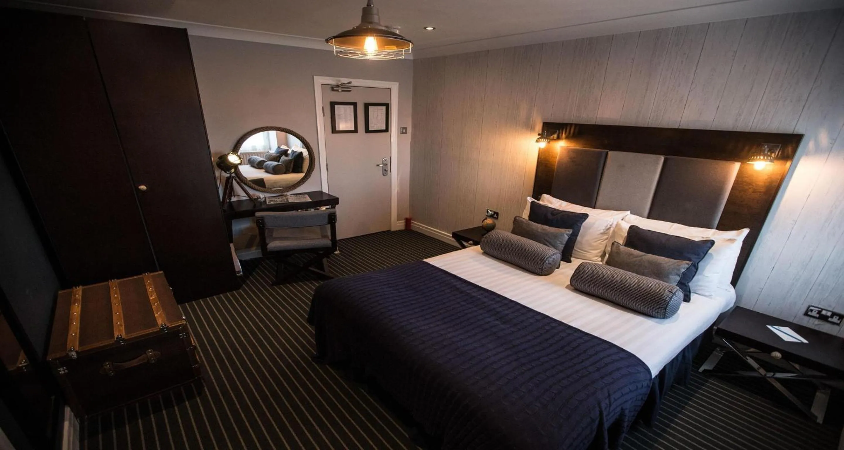 Bedroom, Bed in Roker Hotel BW Premier Collection