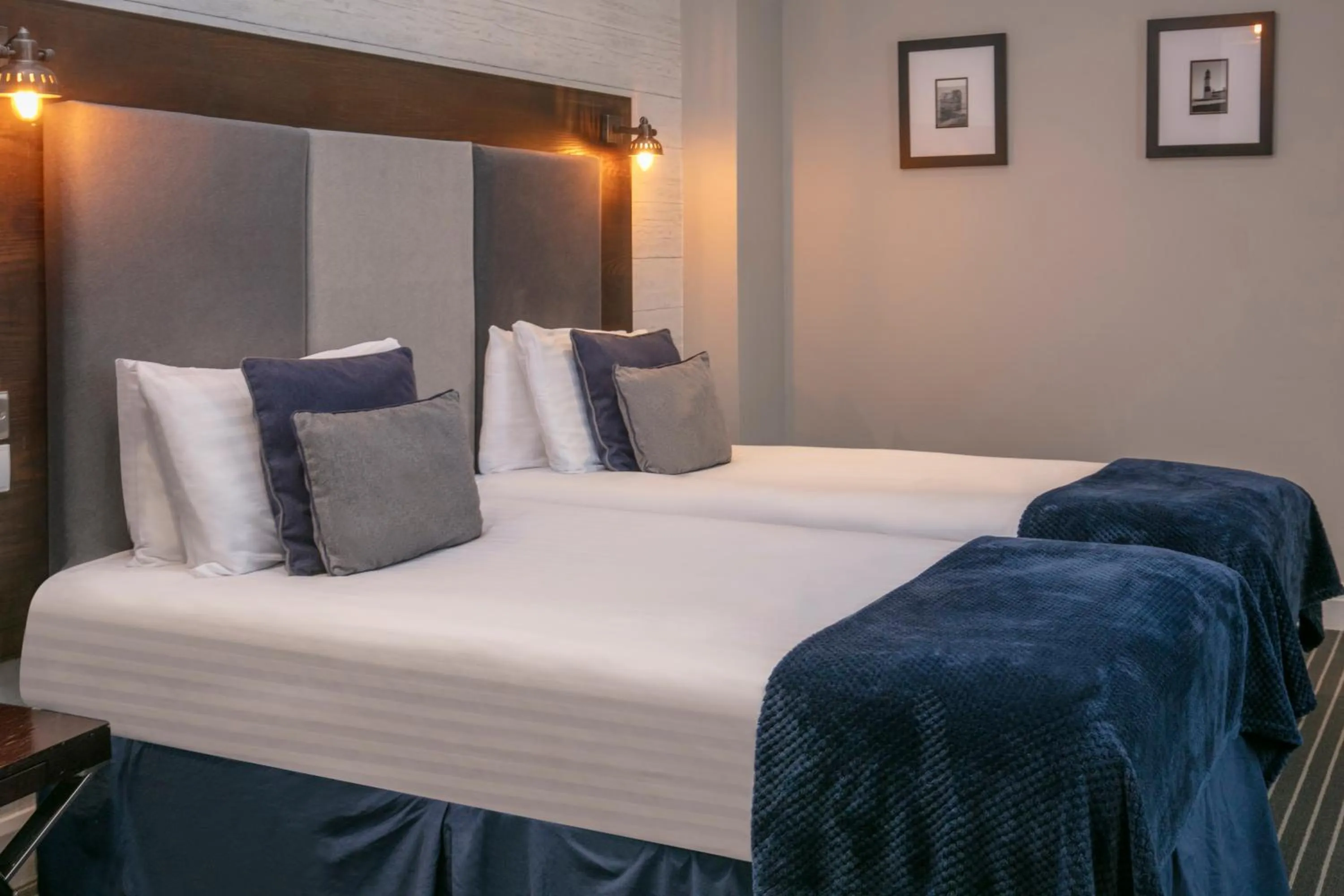 Bed in Roker Hotel BW Premier Collection