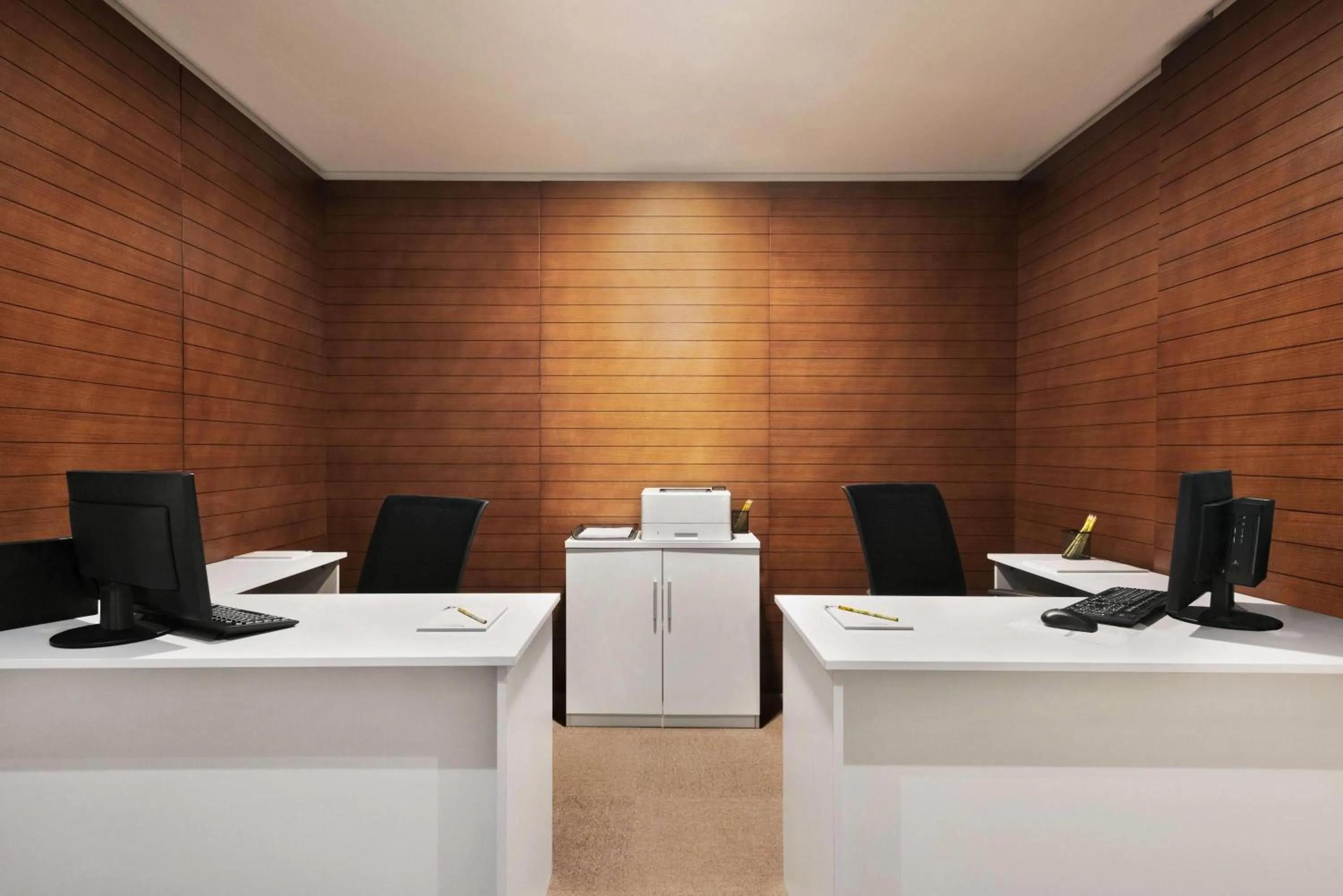 Business facilities in Wyndham Garden Ajman Corniche