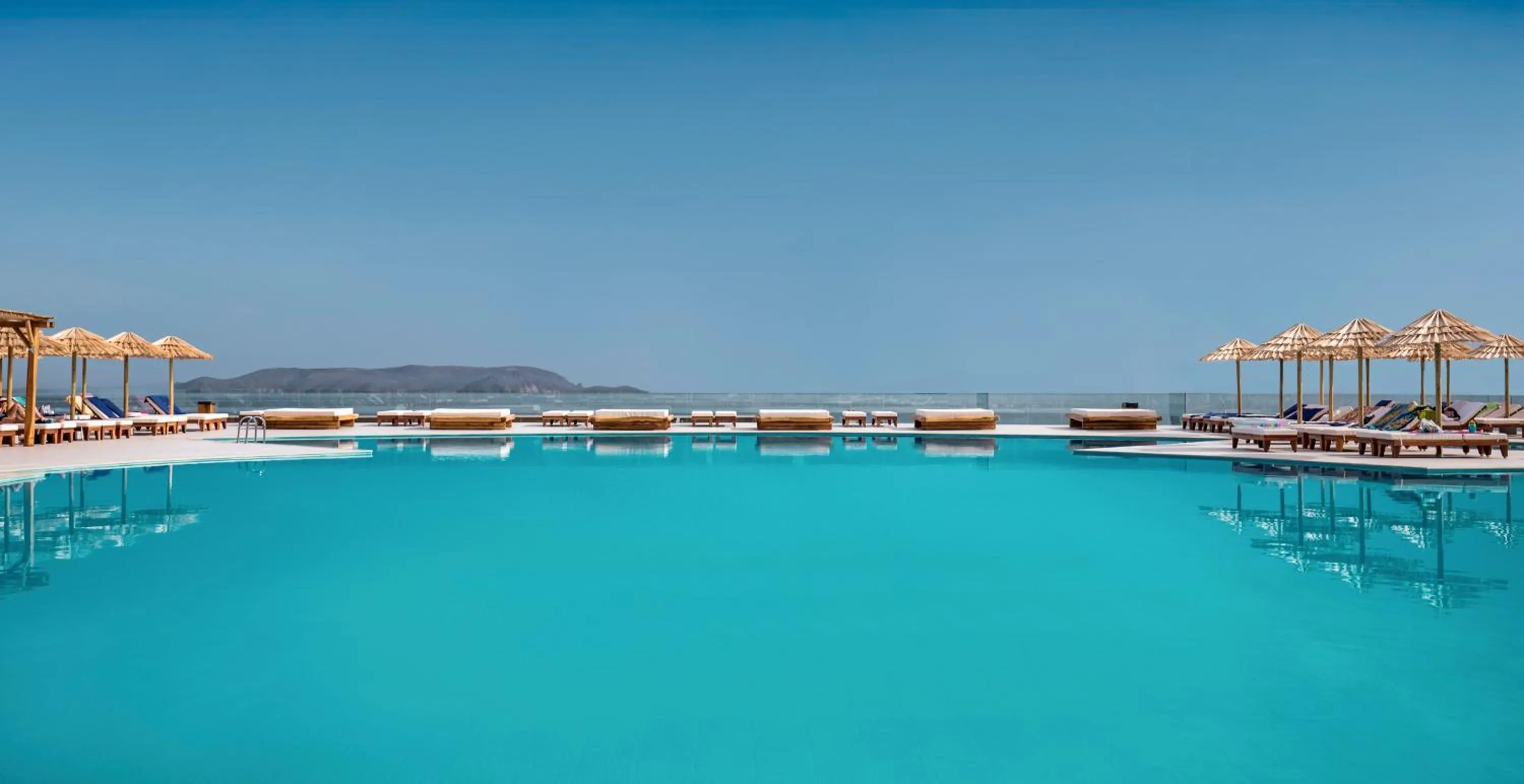 Swimming pool in Mitsis Selection Rinela